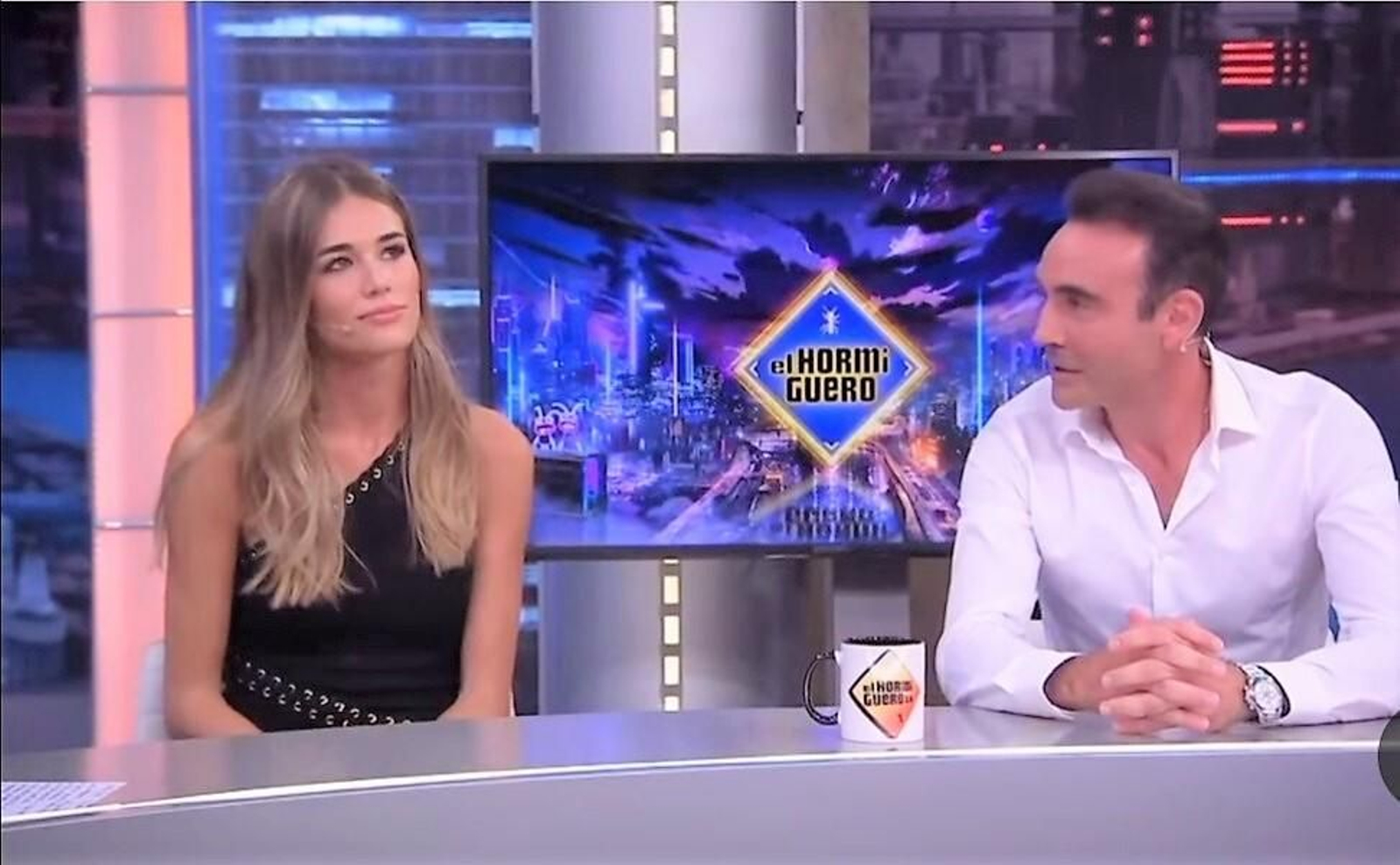Enrique Ponce y Ana Soria durante su participación en 'El Hormiguero'.