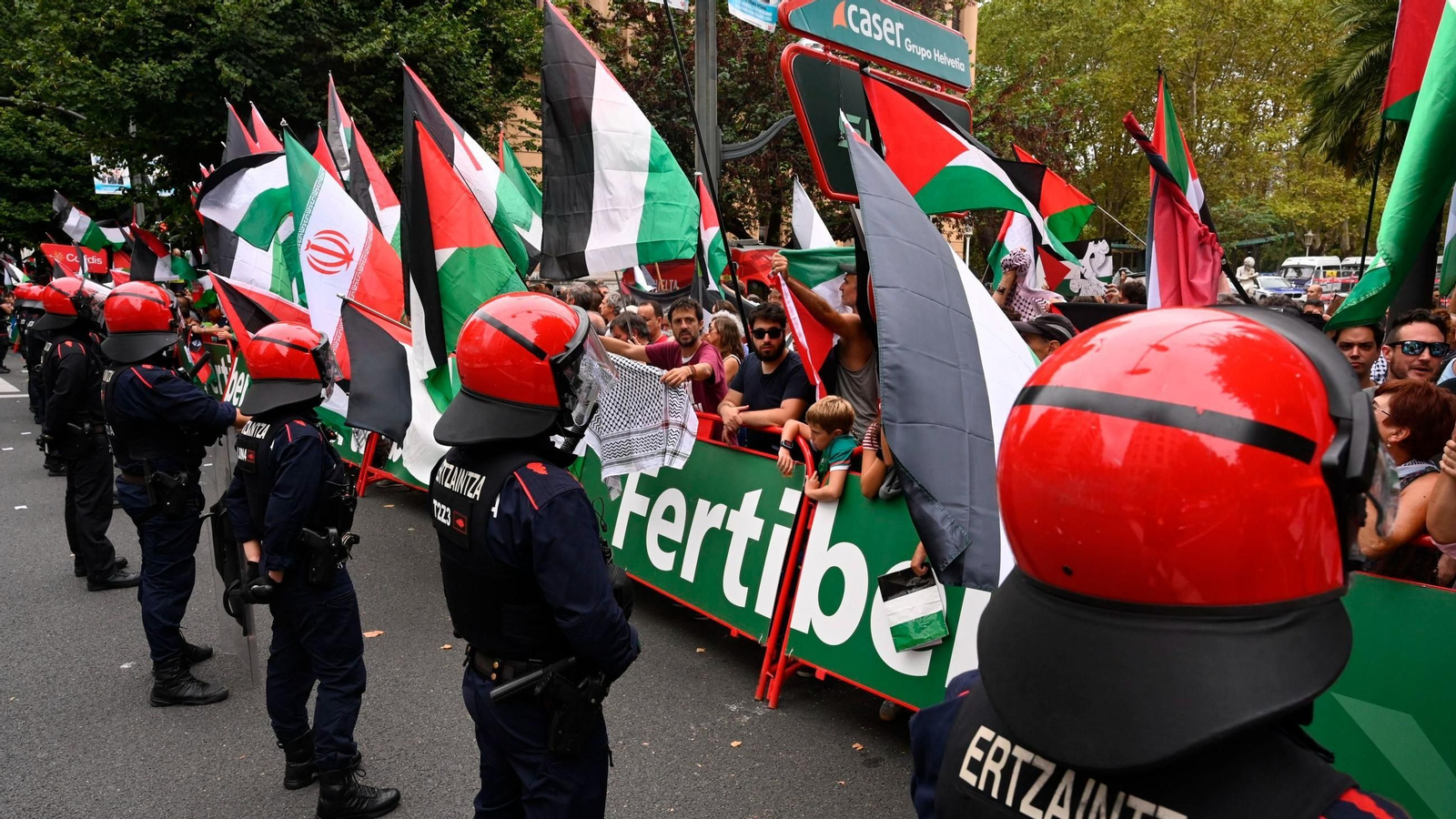Los manifestantes impidieron que la undécima etapa tuviese ganador