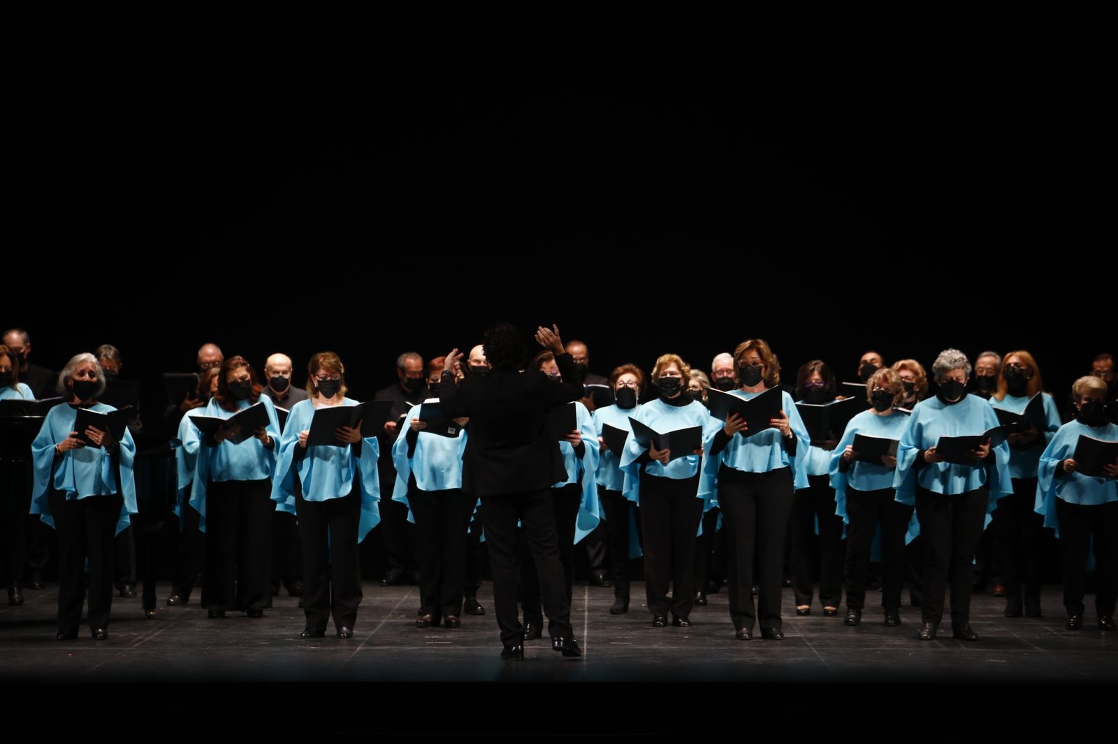 Concierto del Orfeón Cajasur Ciudad de Córdoba en el Teatro Góngora.