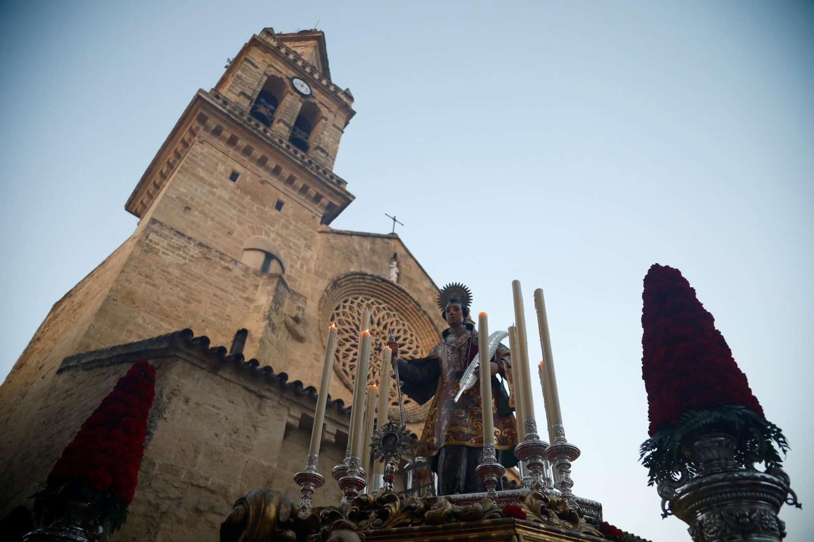 La procesión de San Lorenzo Mártir en Córdoba, en imágenes