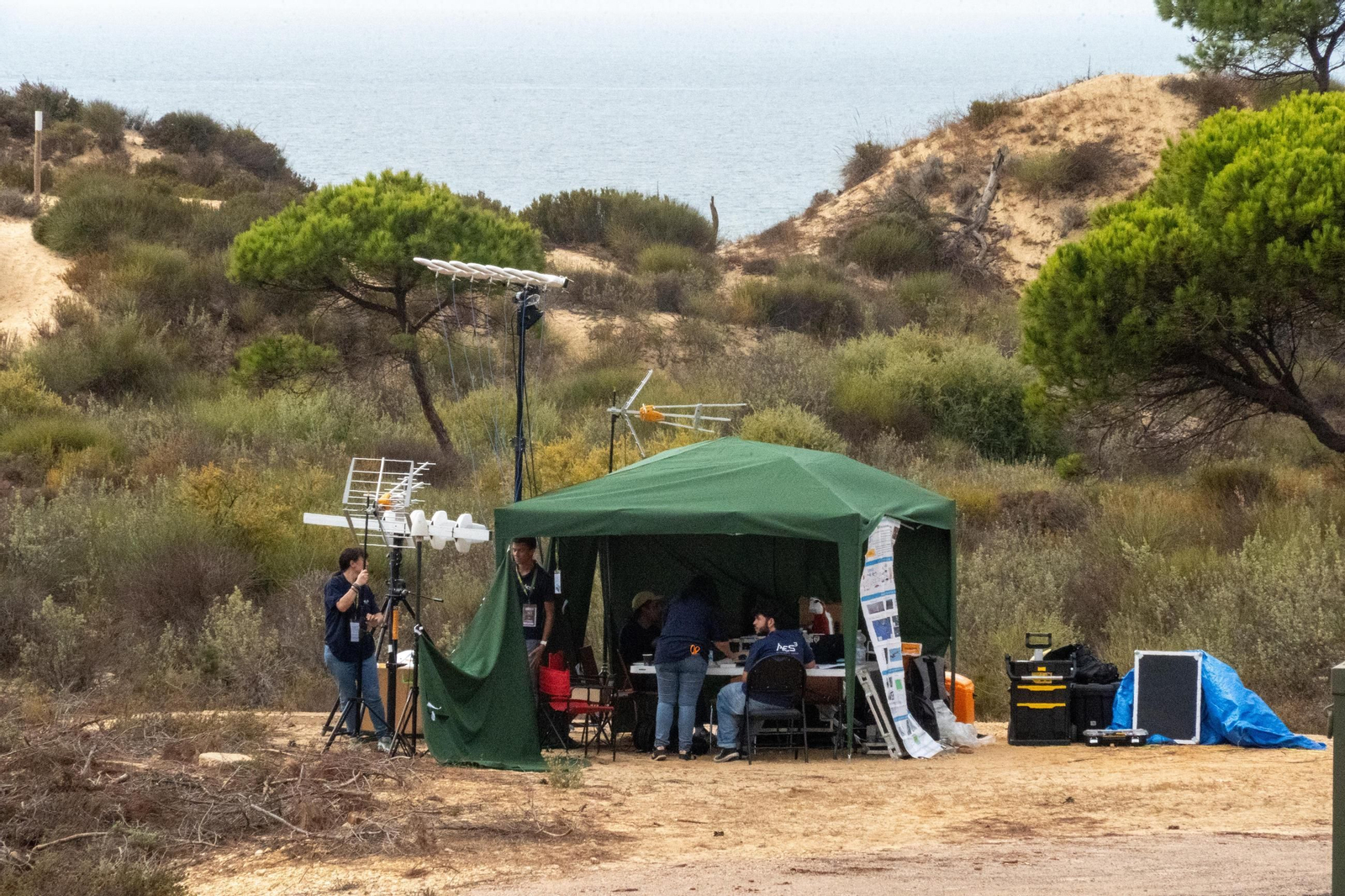 Las espectaculares imágenes del `Atlas 25´, ensayo militar contra drones en Huelva