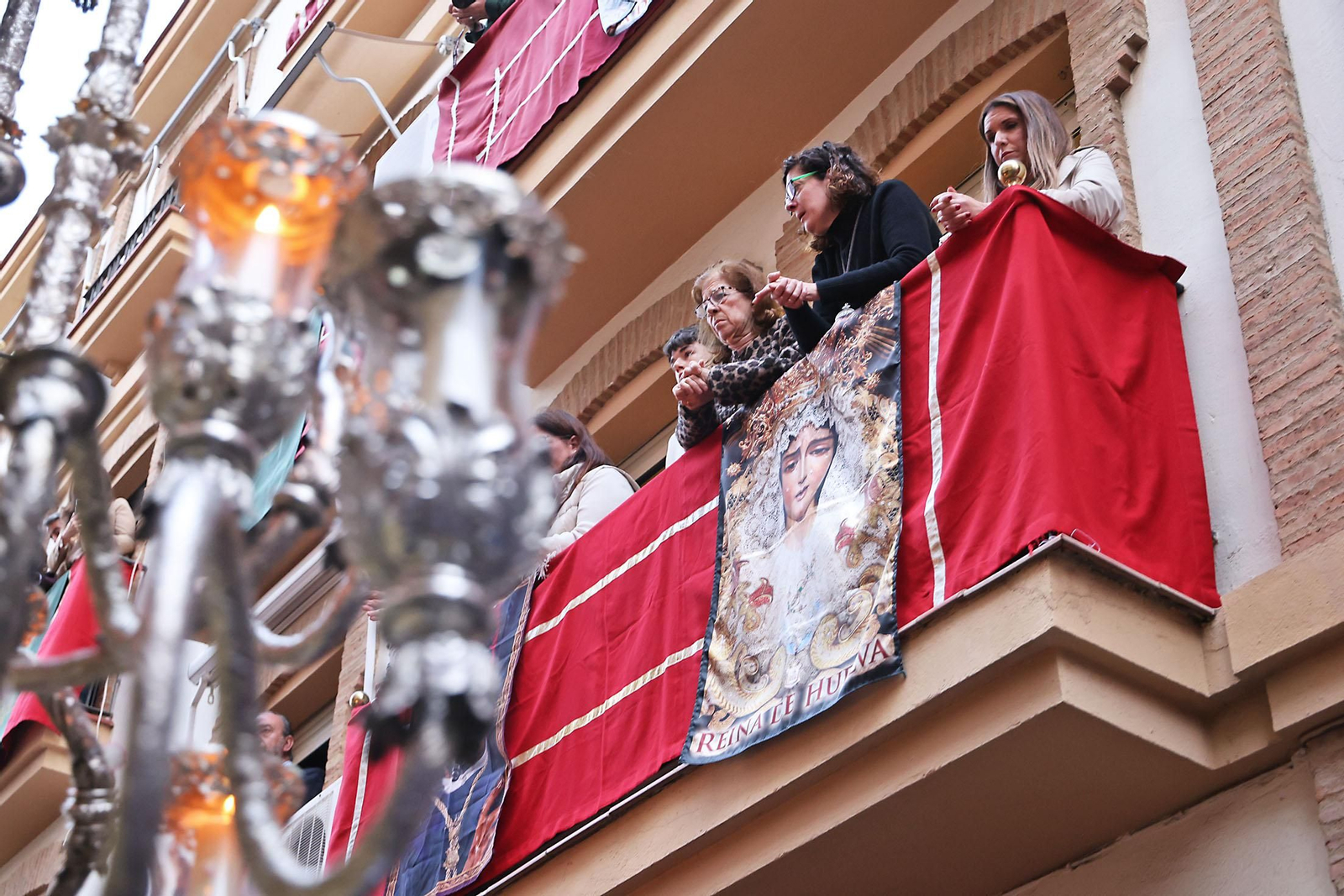 Miércoles Santo: La Hermandad de La Esperanza por las calles de Huelva