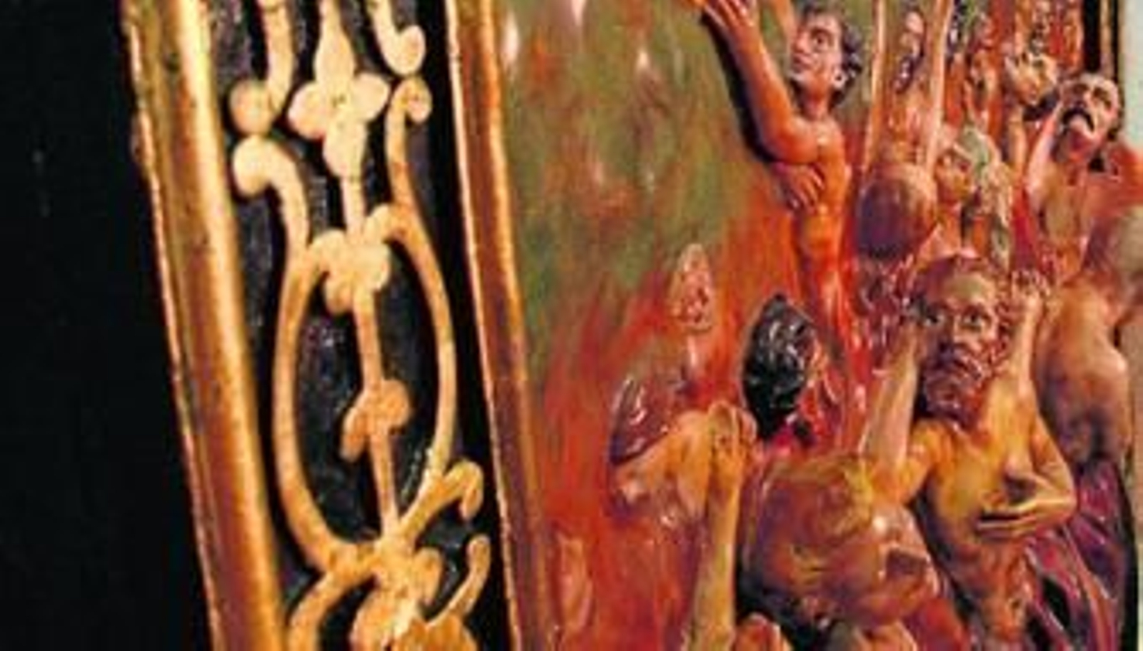 Detalle de las ánimas del relieve.