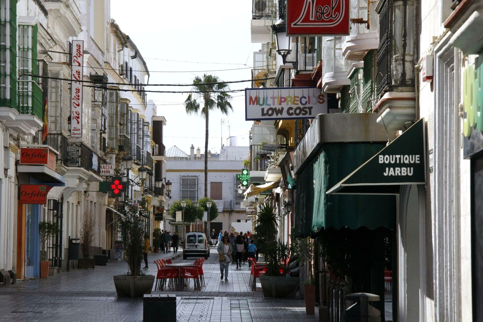 Una imagen de la calle Luna, en el centro de El Puerto.