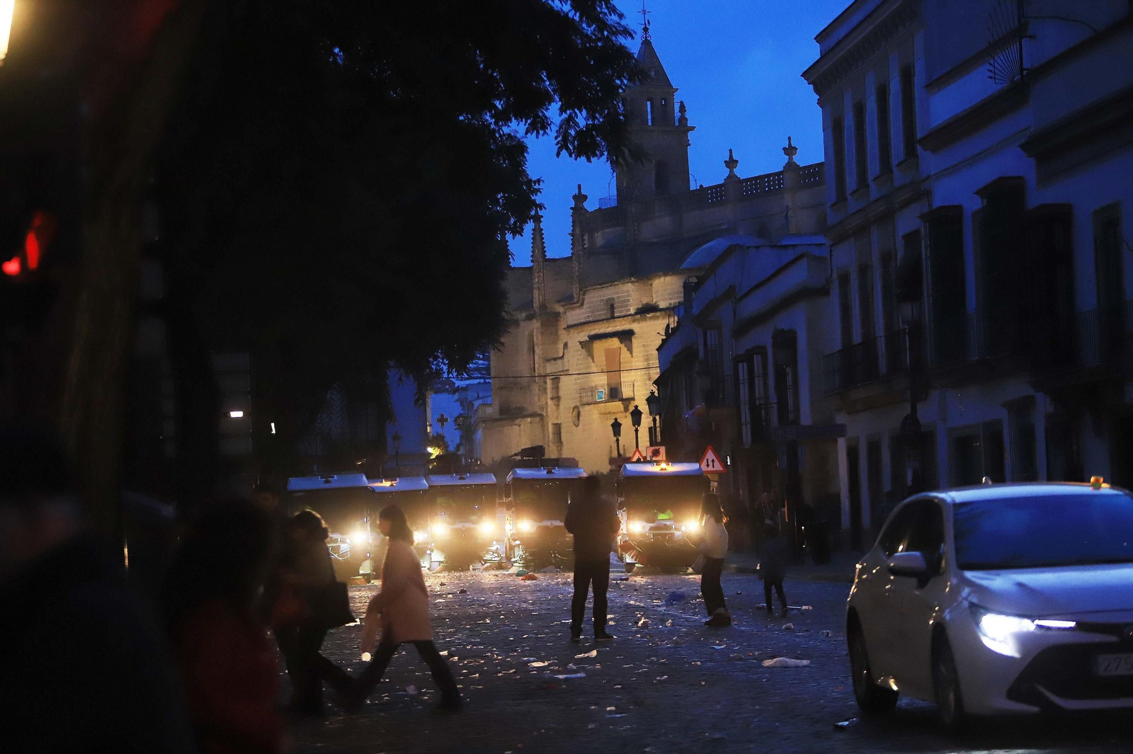 Imágenes de la Cabalgata de los Reyes Magos de Jerez 2025