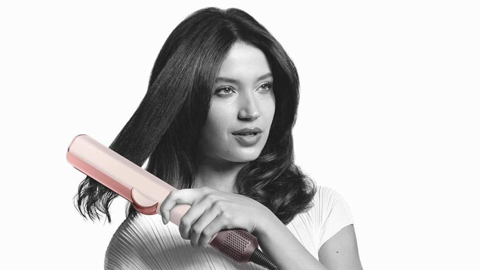 Esta es la plancha-secador de pelo de más viral de Dyson que todas quieren