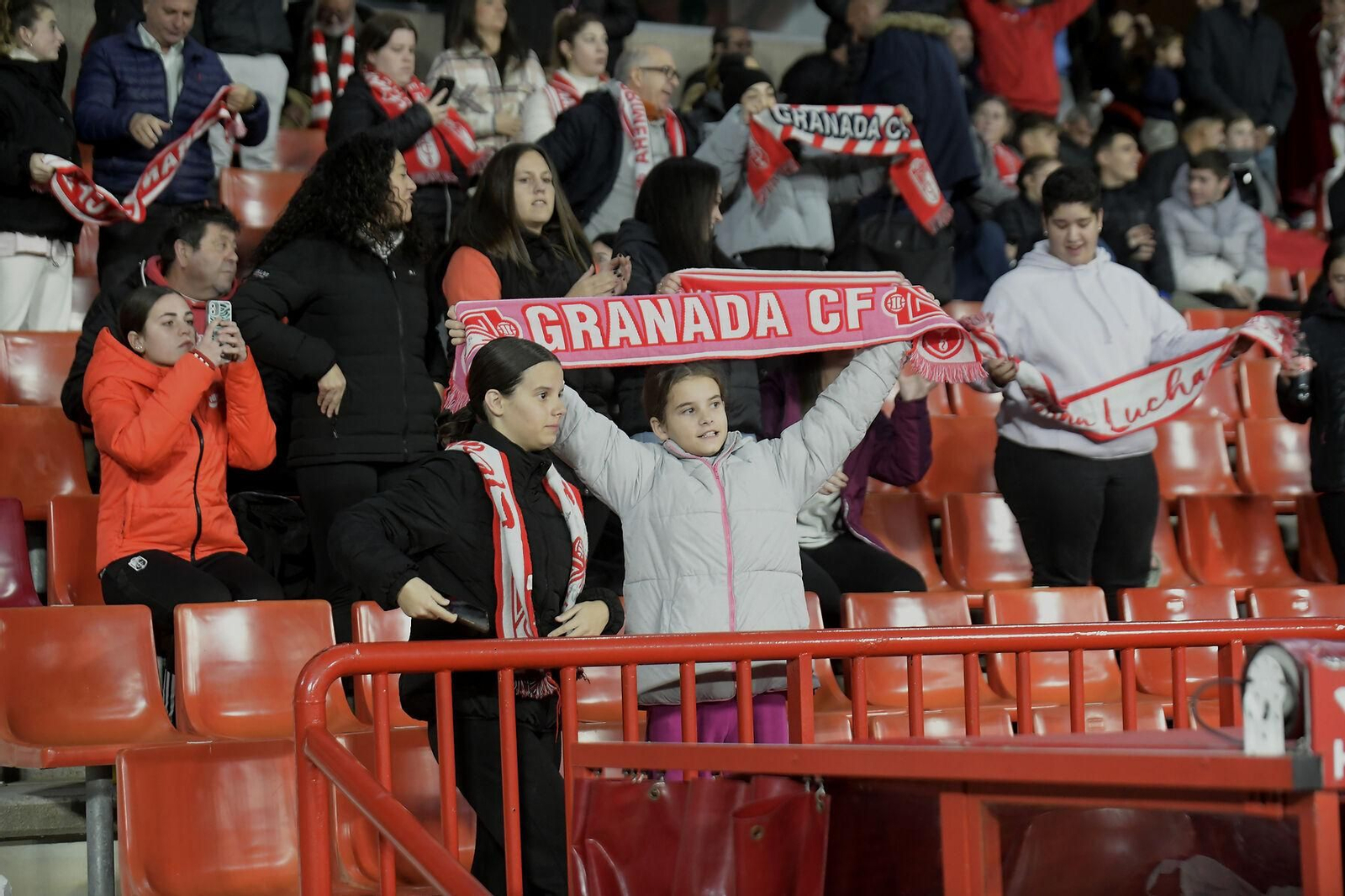 Las mejores imágenes del Granada CF-Athletic Club de Copa de la Reina