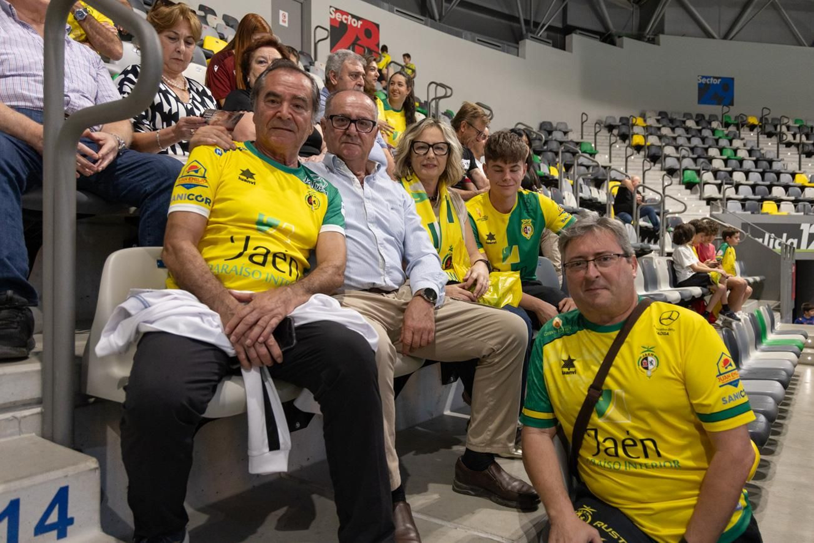 Las mejores imágenes de la amplia victoria del Jaén Paraíso Interior FS sobre O Parrulo Ferrol