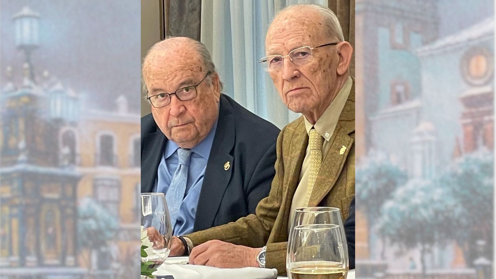 Alberto Pérez de Vargas junto a su editor y amigo, Vidal Pérez.