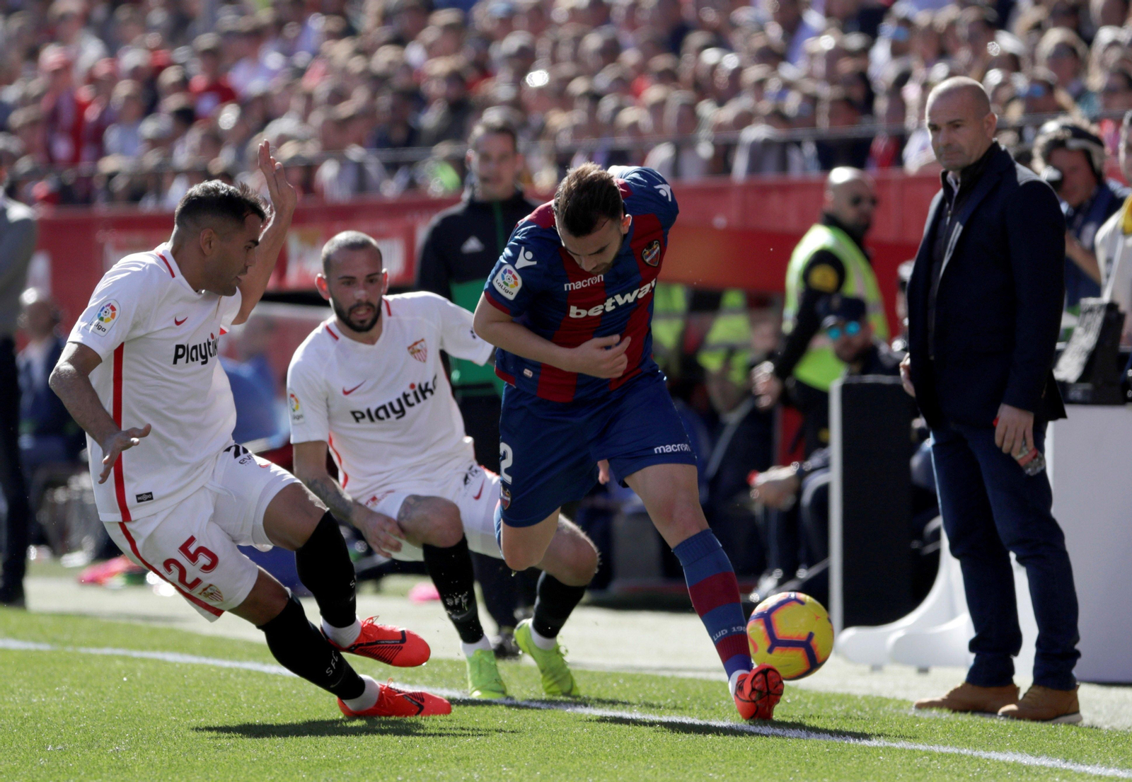 Sevilla-Levante en imágenes