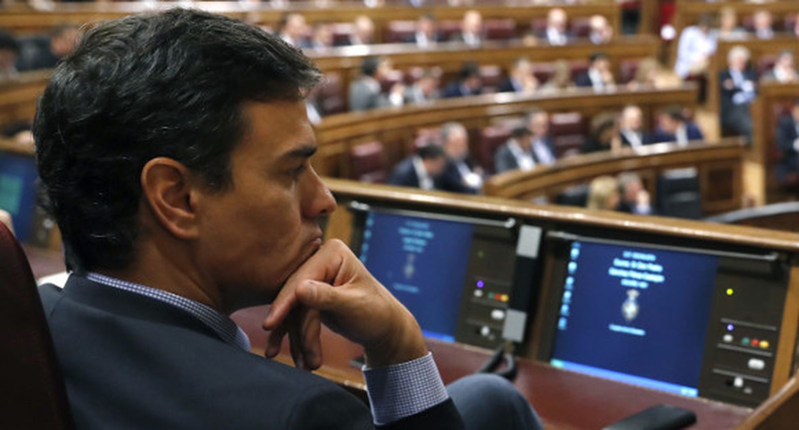 Al menos doce de los 84 diputados del PSOE votarán 'no' a Rajoy en la segunda vuelta