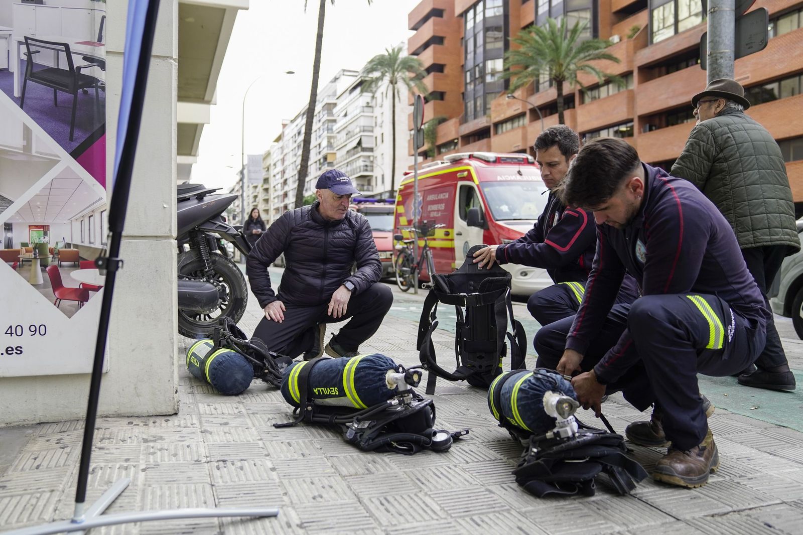 La cronoescalada de los bomberos en la Torre de los Remedios, todas las fotos