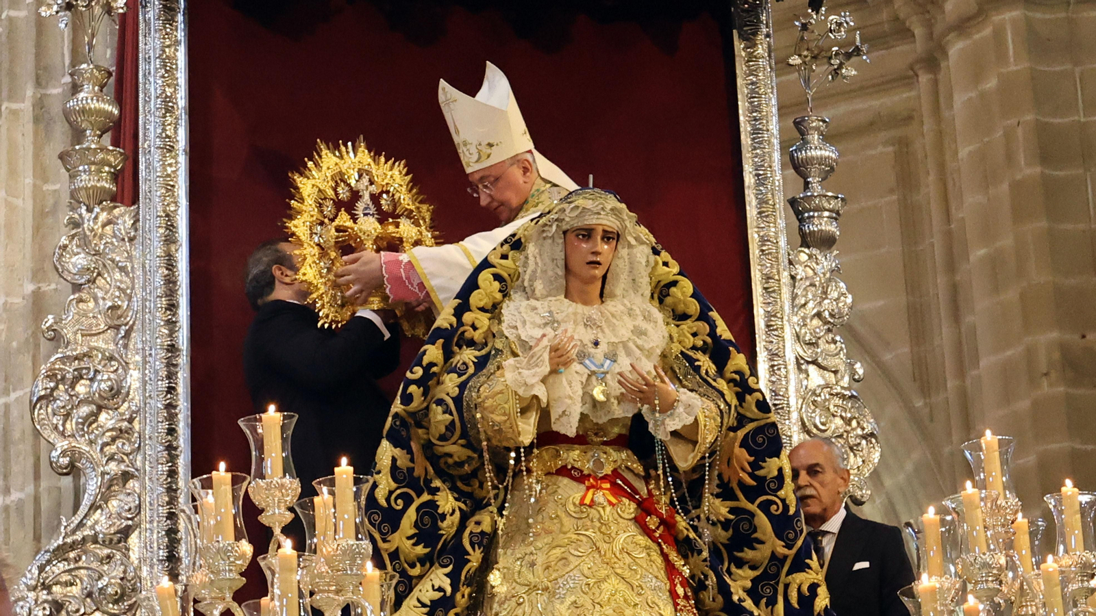 Las imágenes de la coronación de la Virgen de la Estrella en la Catedral.