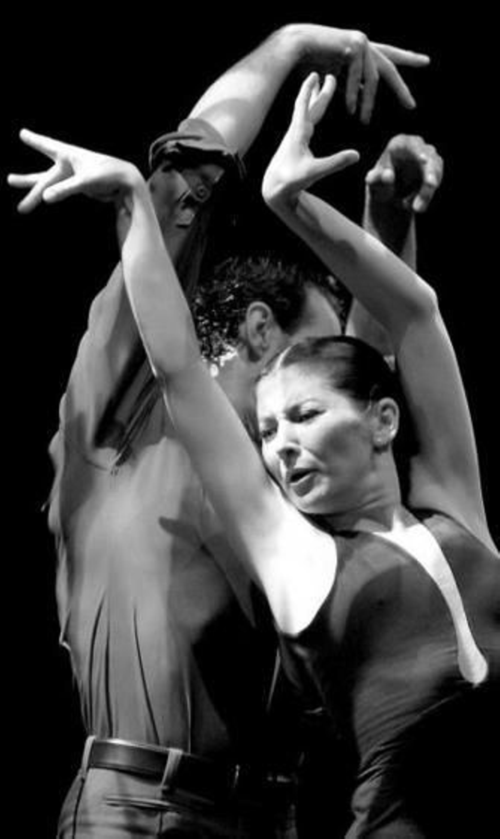 Sara Baras durante el estreno de 'Carmen' en el Teatro Falla.