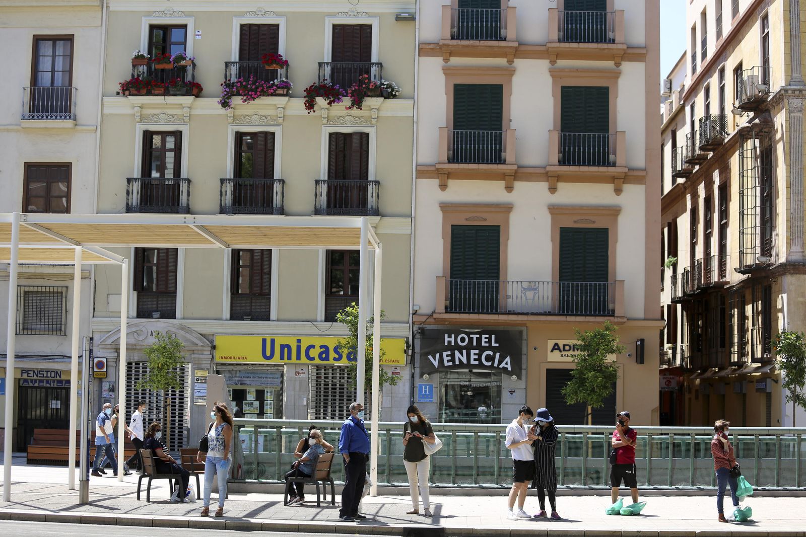 Las fotos del centro de Málaga, de vuelta a la vida con la desescalada