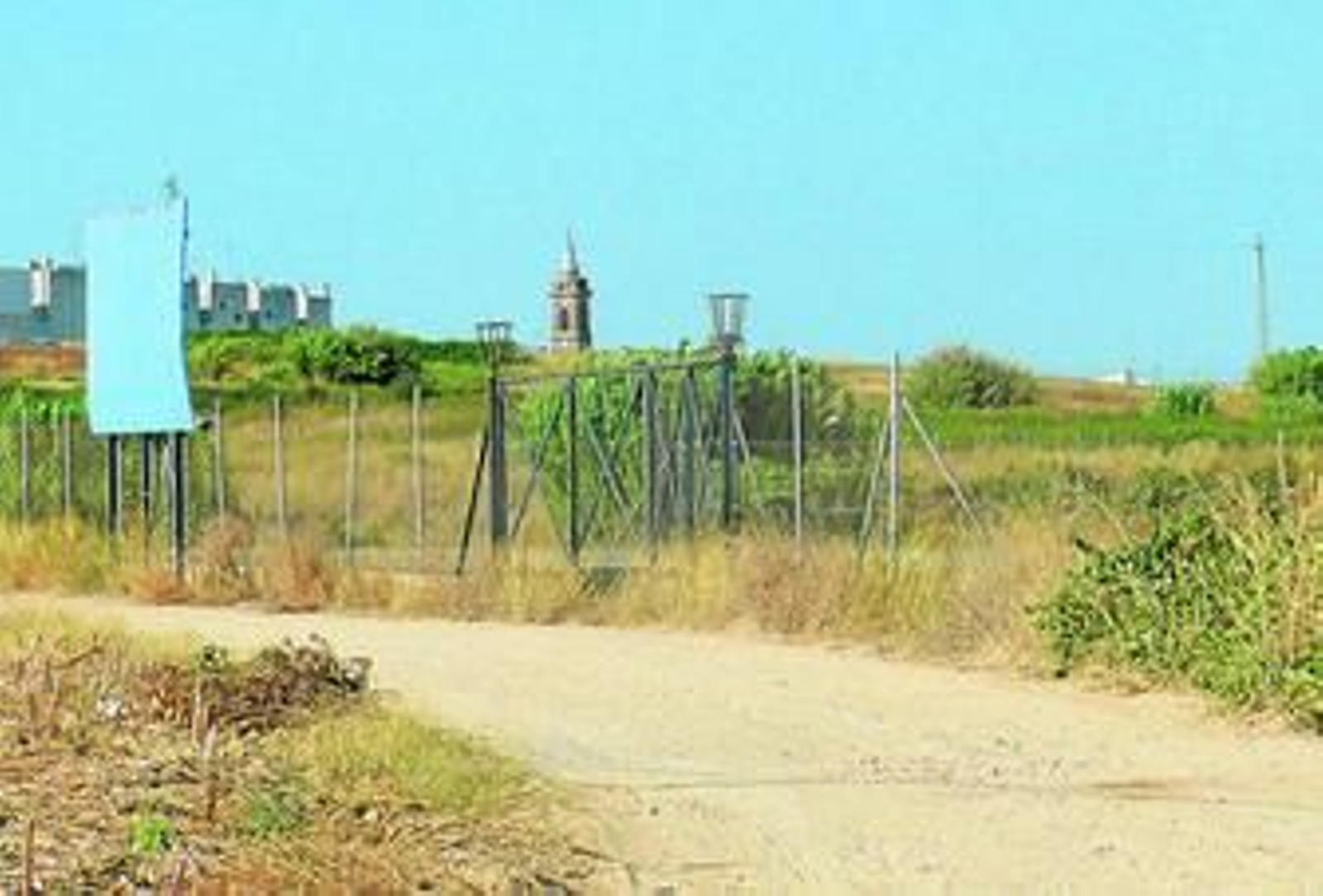 Terrenos previstos para la construcción del Chare.