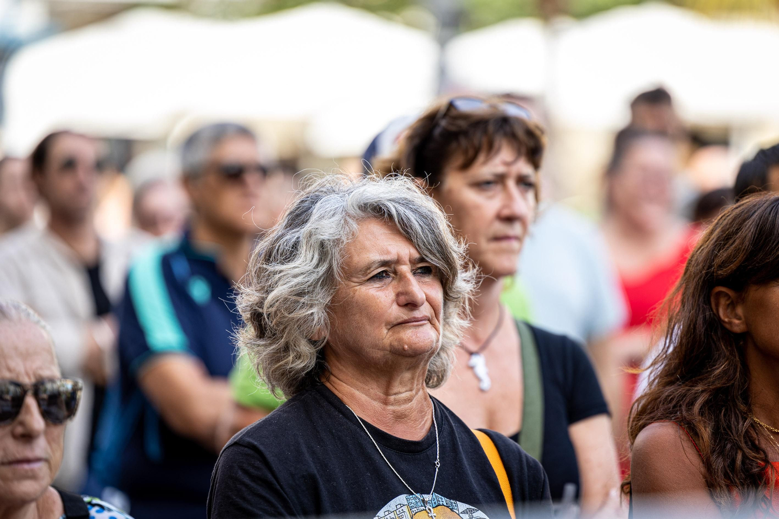 Búscate en SailGP Cádiz: La ciudad disfruta del ambiente del domingo con las actividades, las carreras y los bares