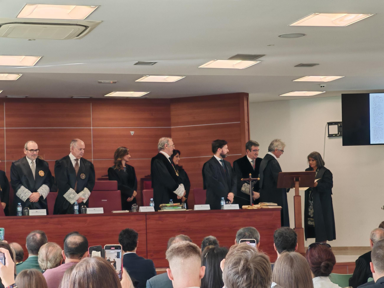 Actos del Colegio de Abogados por Santa Teresa.