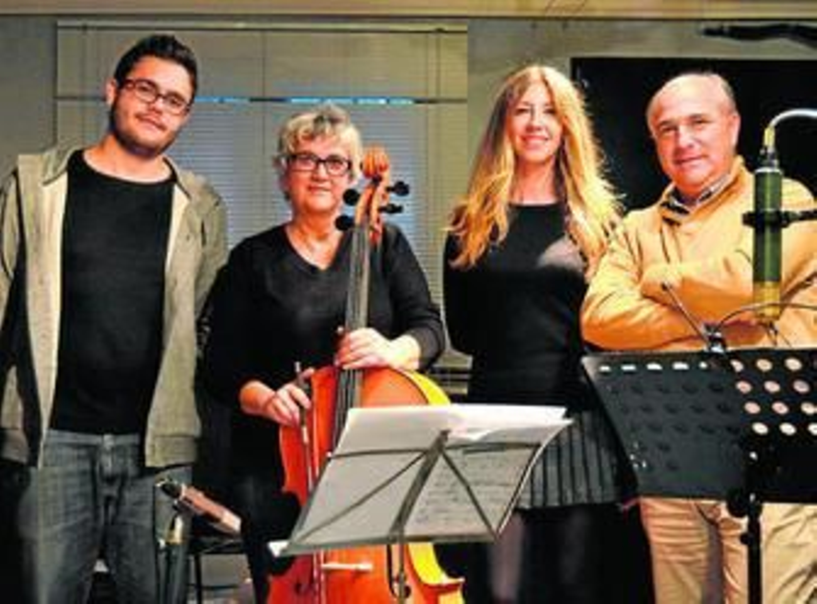 Javier Rabadán, Silvia Contreras, Raquel Jurado y Joaquín Pixán durante la grabación.
