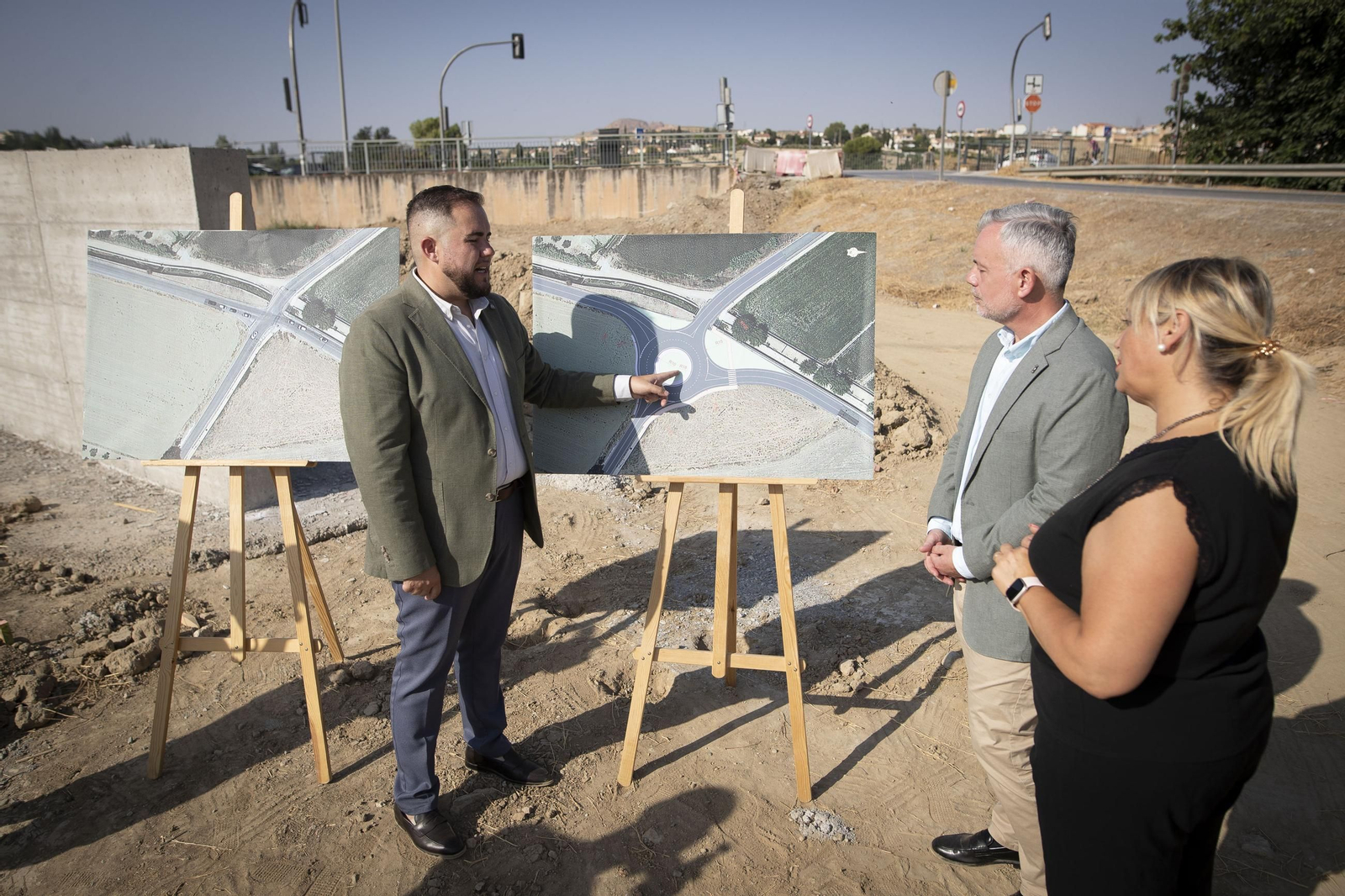 El presidente en funciones de la Diputación de Granada, Nicolás Navarro, visitó las obras.