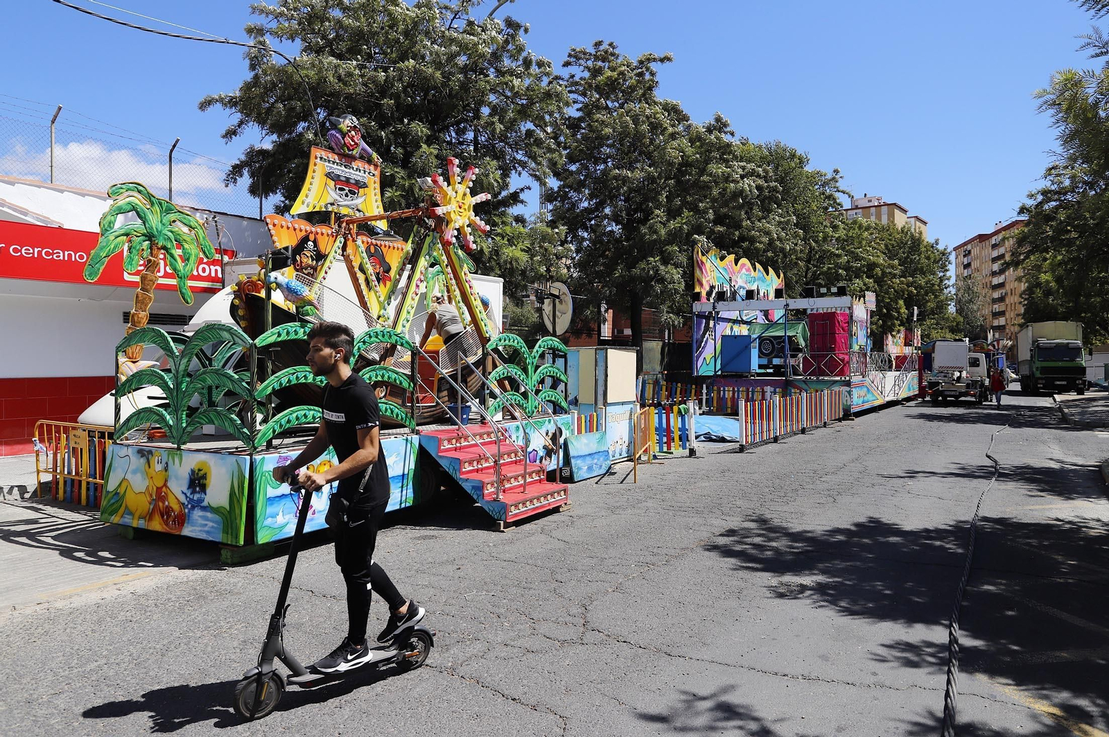 Imágenes de los preparativos para las Fiestas de La Cinta