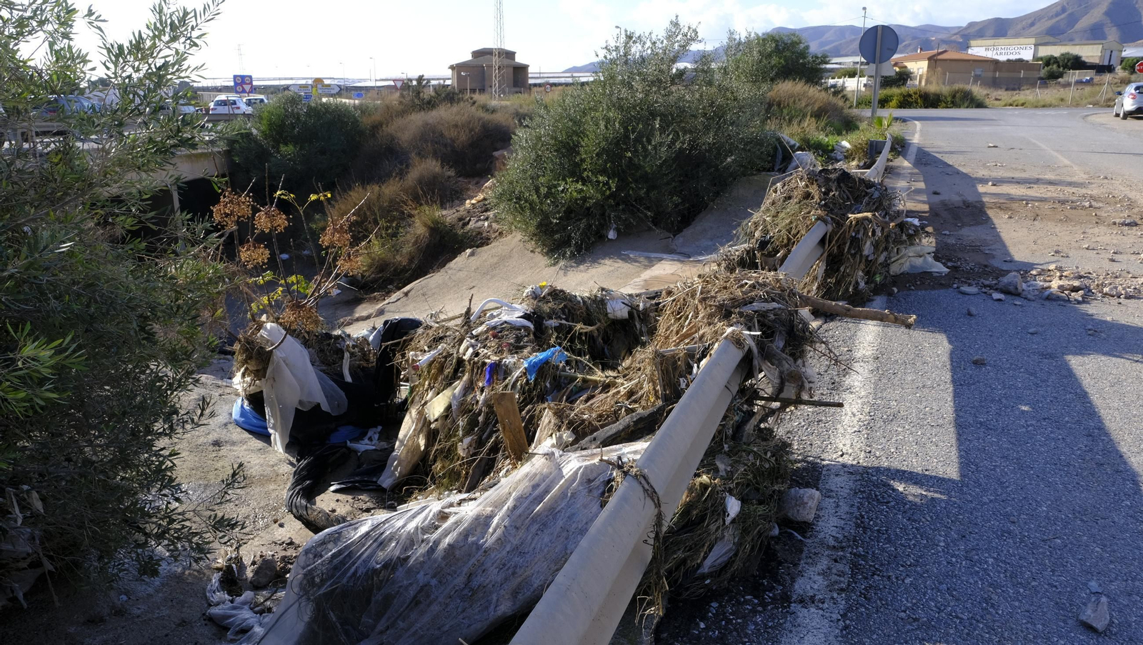 Reparación de los daños por la dana en la Autovía del Mediterráneo, en imágenes
