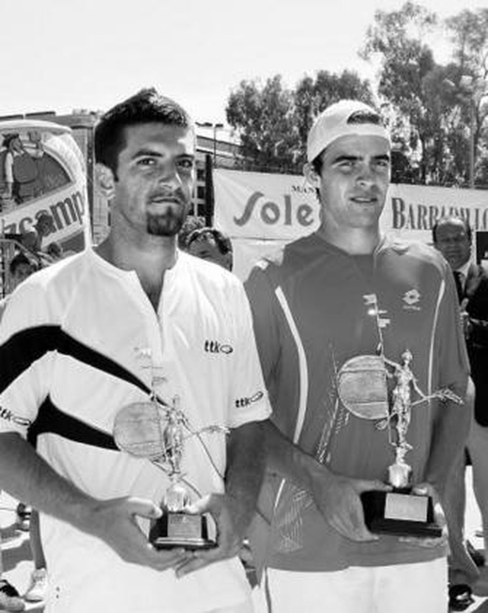 Enrico Burzi, a la izquierda, junto al ganador del torneo, Pere Riba.