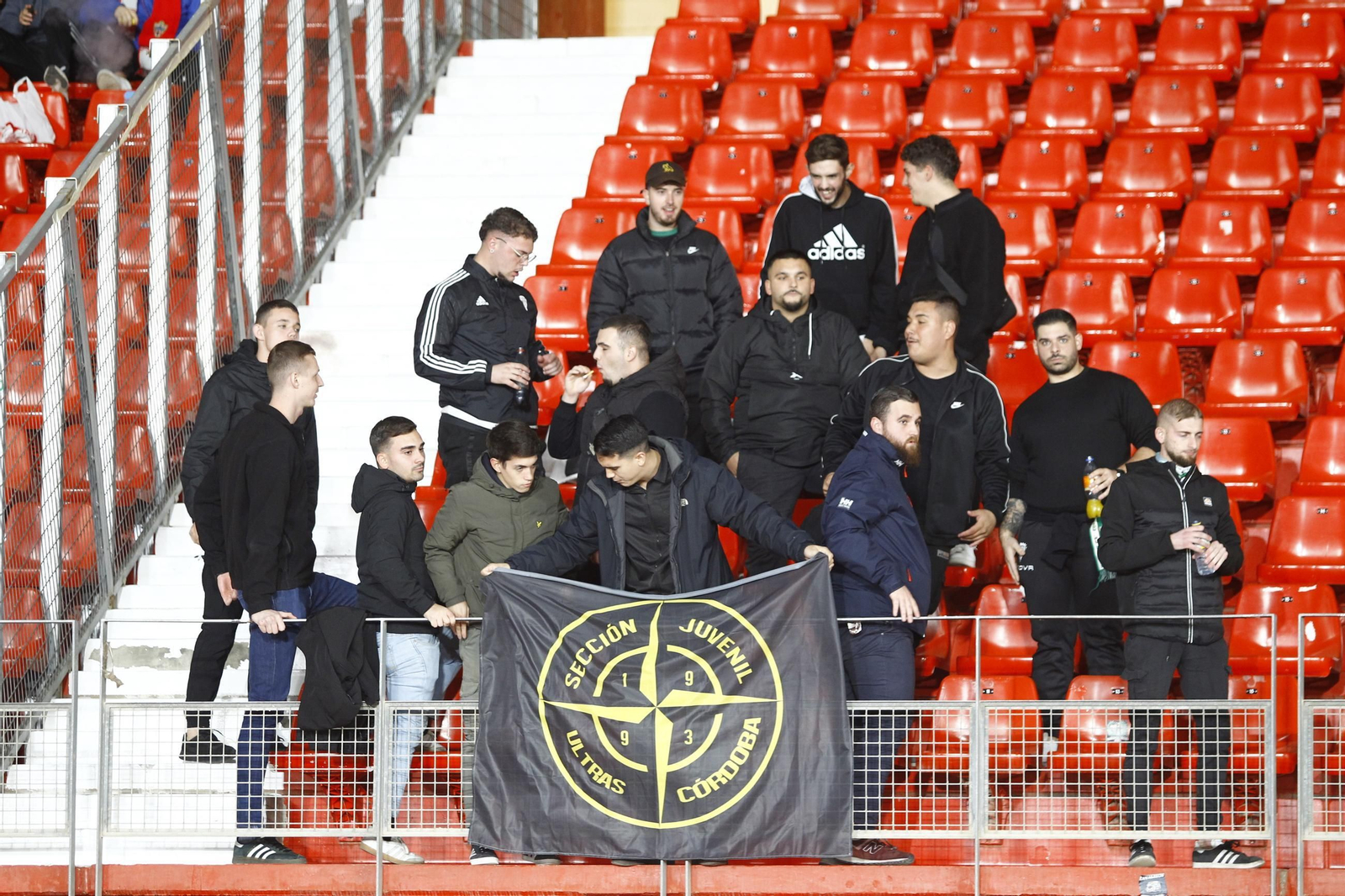 Las mejores fotos del ambiente en el Almería - Córdoba CF