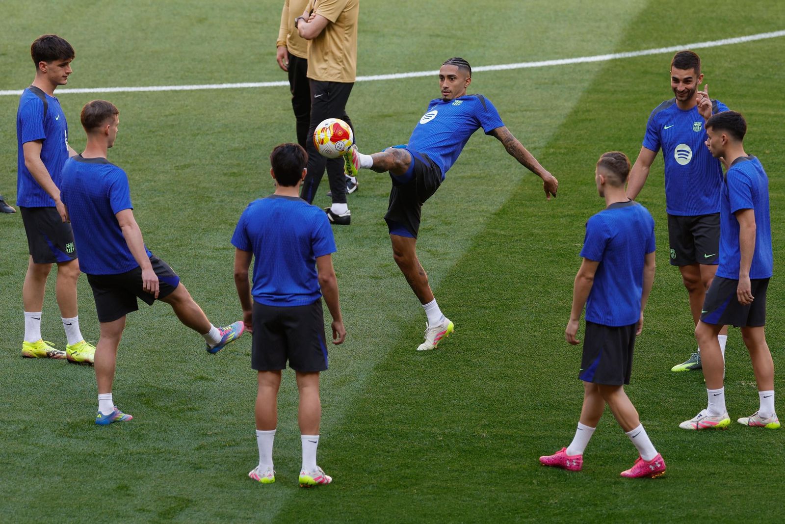 La fotos del día antes de la final de Copa Barcelona - Real Madrid