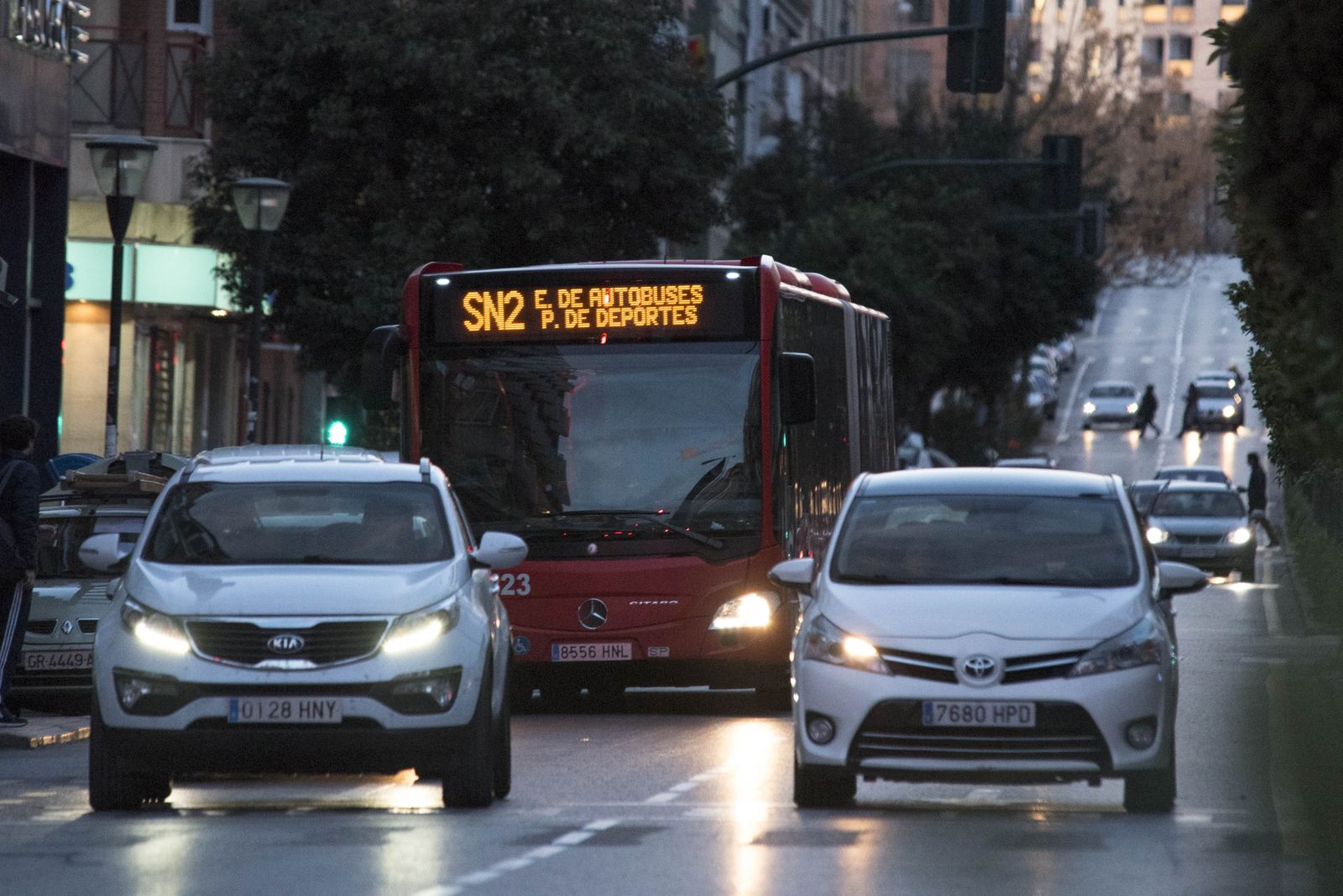 Una veintena de líneas han perdido viajeros desde el estreno del Metro