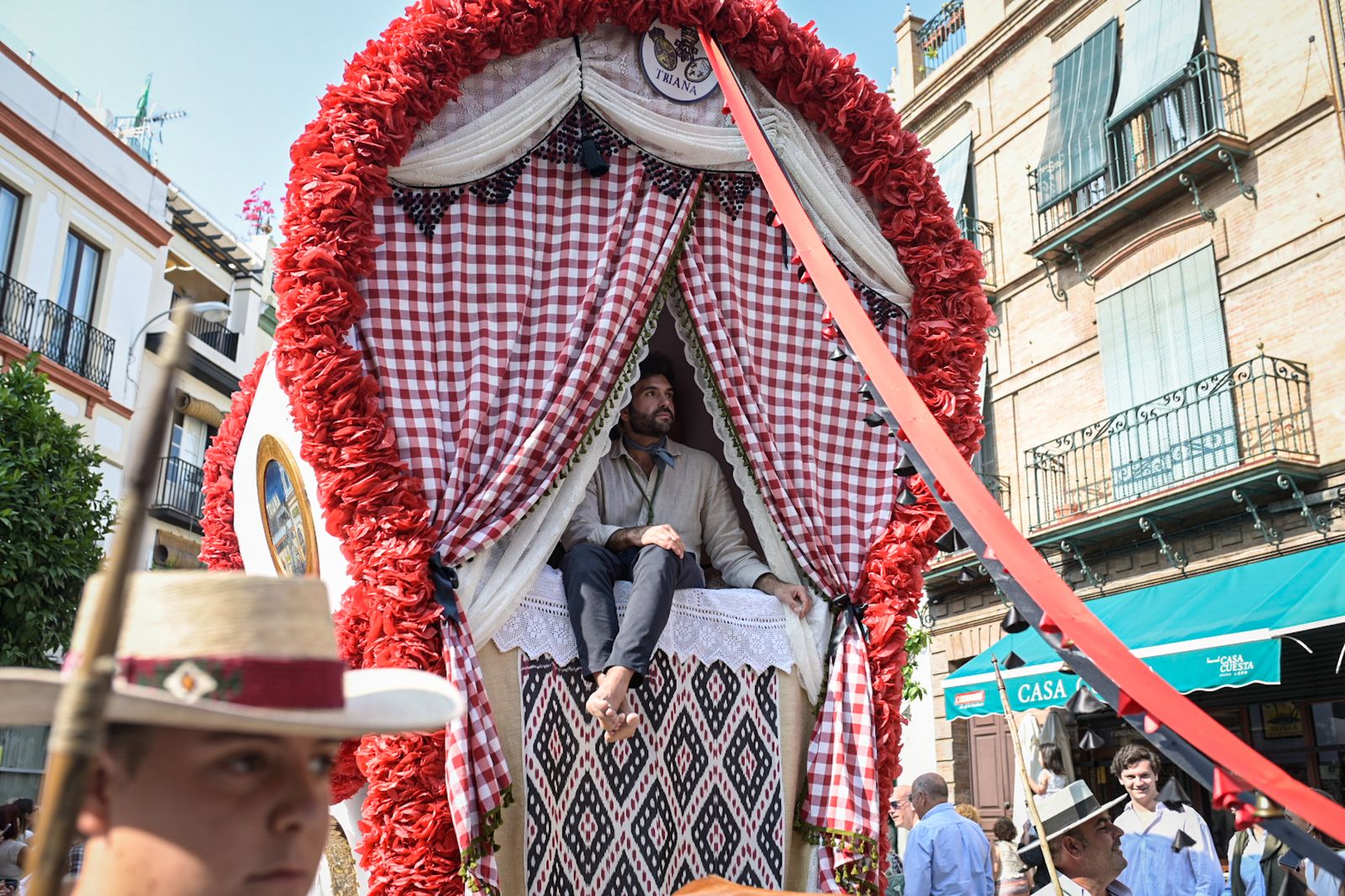 La salida de la Hermandad Triana del Rocío en 2025, en imágenes
