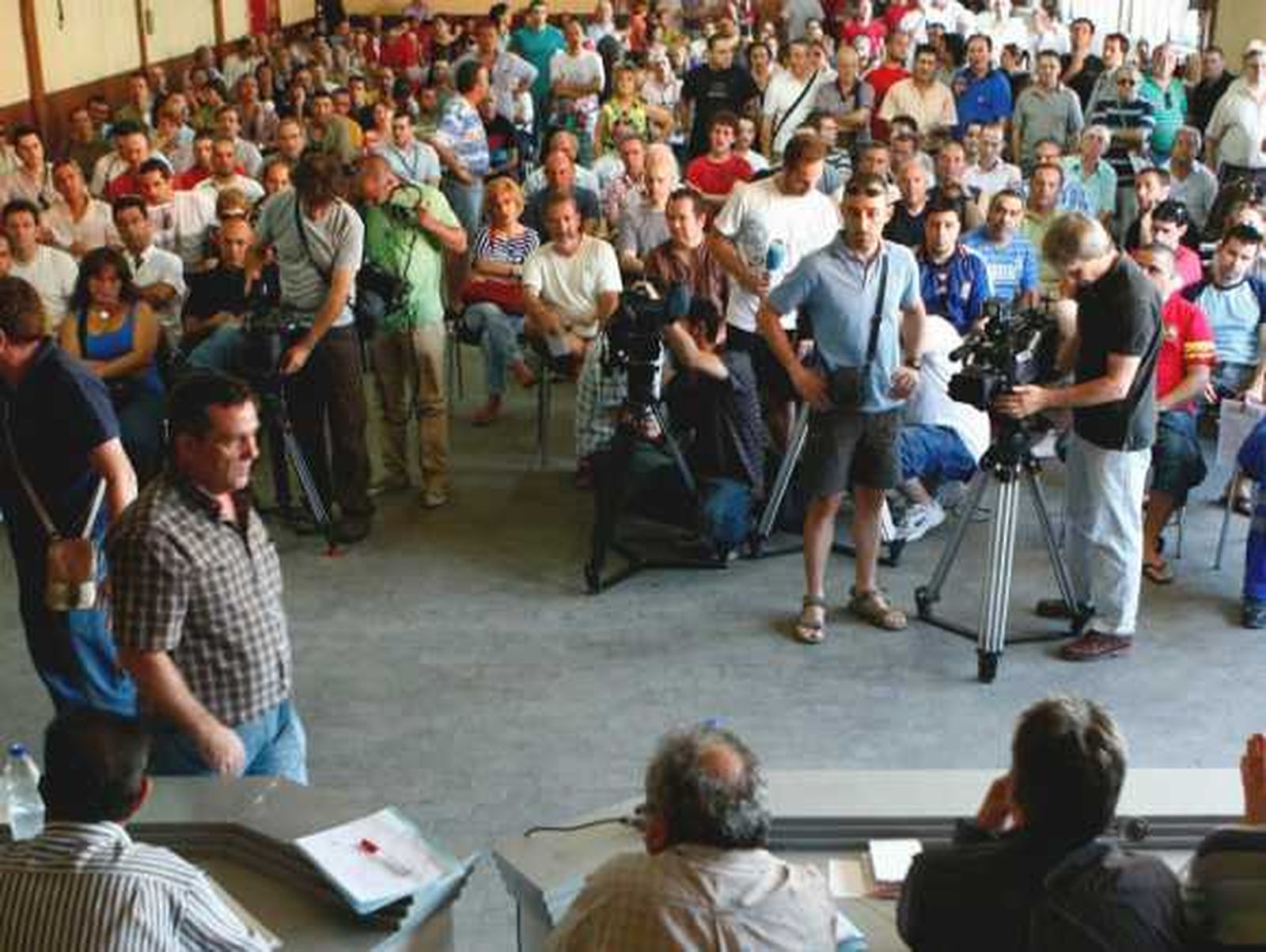 Metro de Madrid pone fin a la huelga tras apoyar el acuerdo laboral