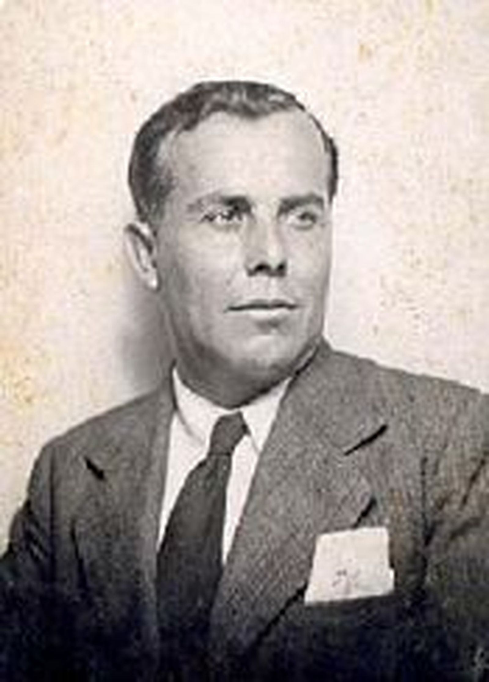 Aurelio López.