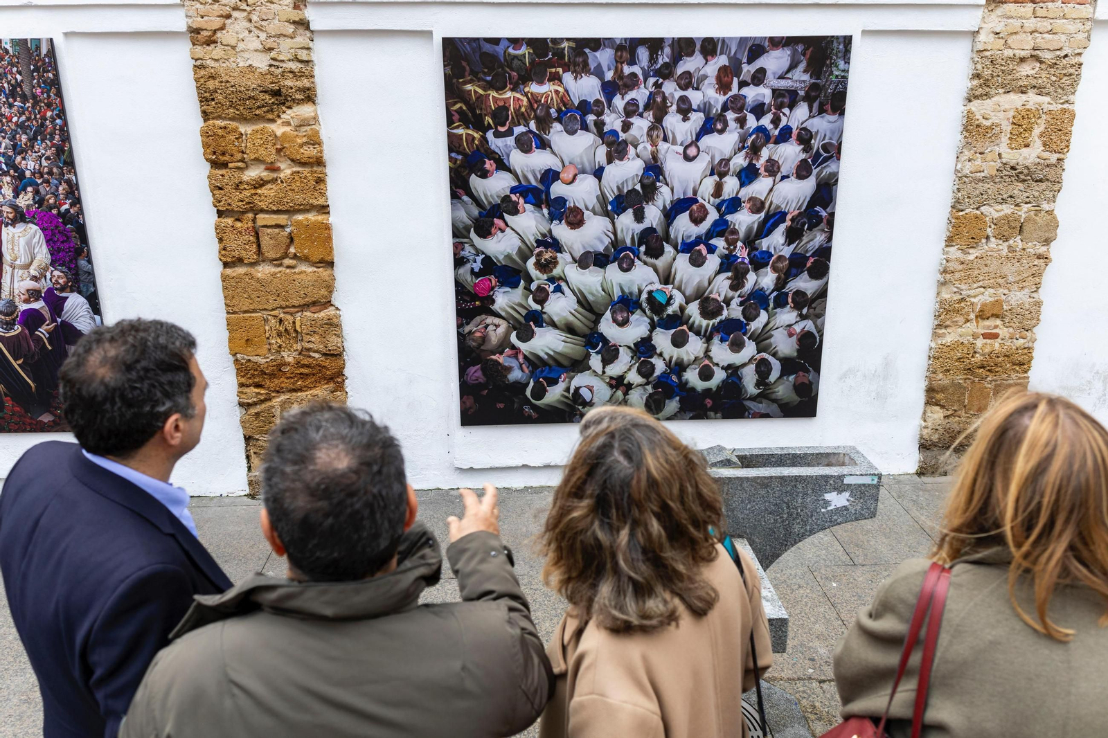 Esta es la exposición fotográfica de la Semana Santa de Cádiz que no te puedes perder en este ‘museo’ al aire libre
