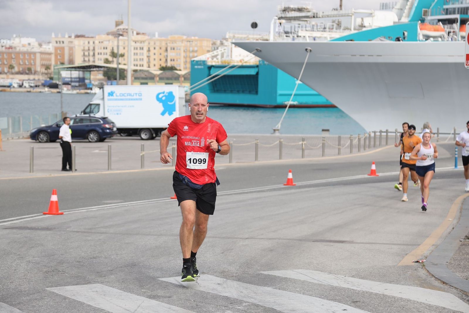 Las fotos de la 3ª carrera solidaria Memorial Vicente Granados en Málaga