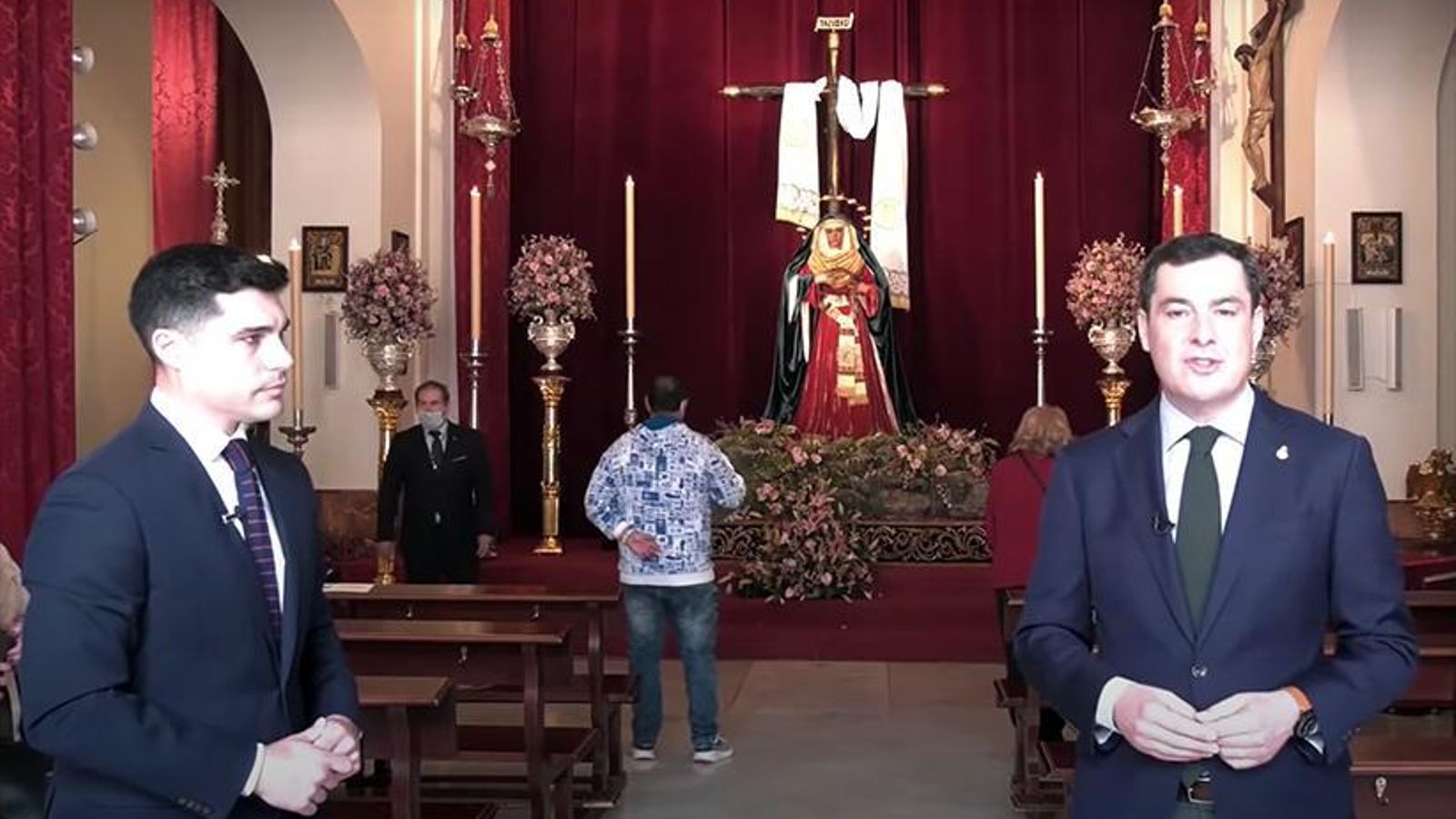 José Antonio Rodríguez y Juanma Moreno, presidente de la Junta de Andalucía. Programa Madrugada de Esperanza.