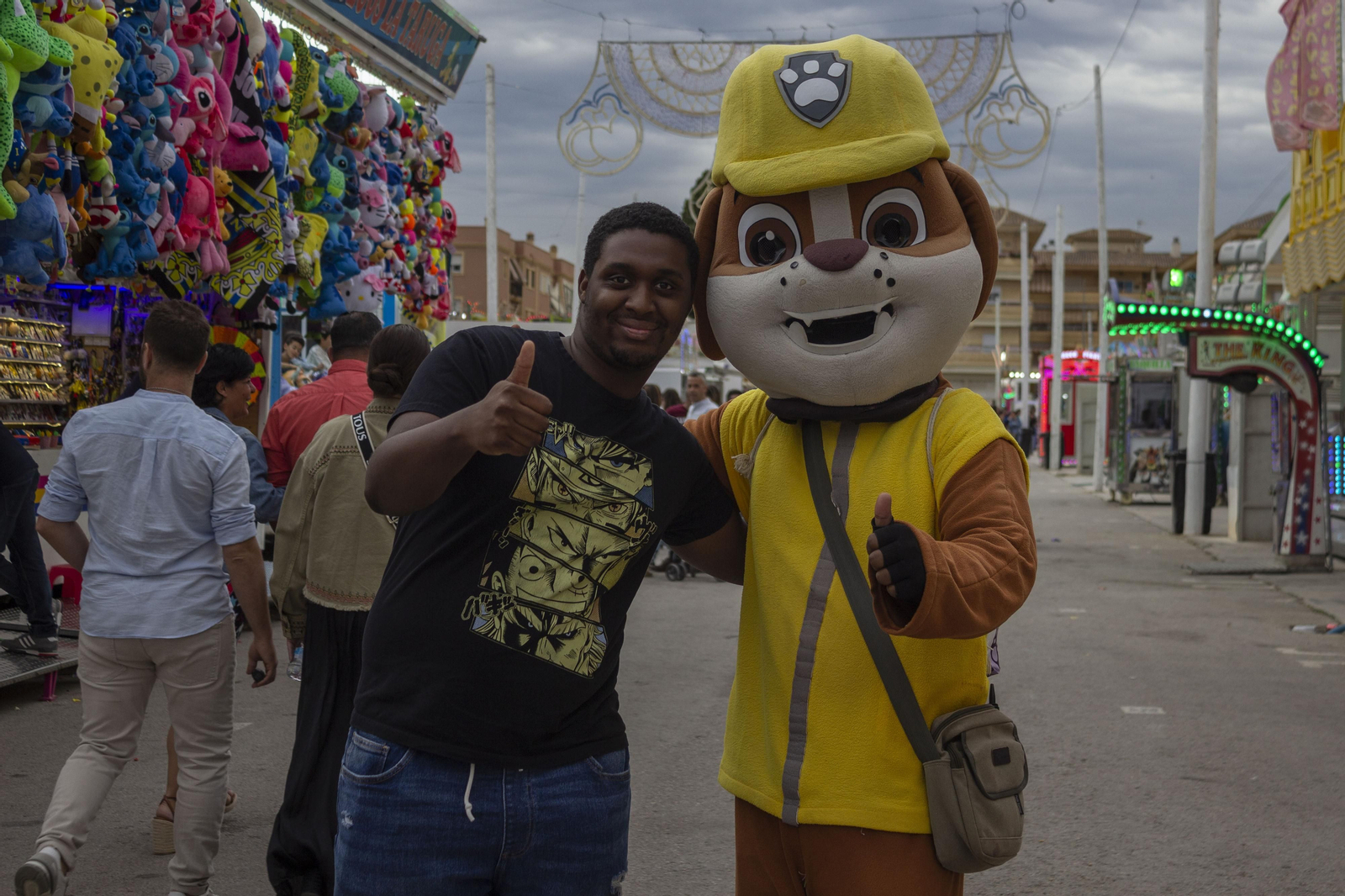 Búscate en las fotos de la feria de Los Barrios 2023