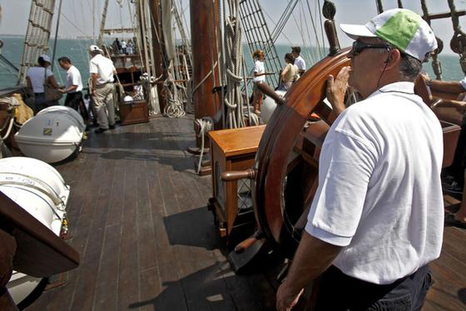 El galeón La Pepa inicia su travesía. 

Fotos: /Jesús Marín