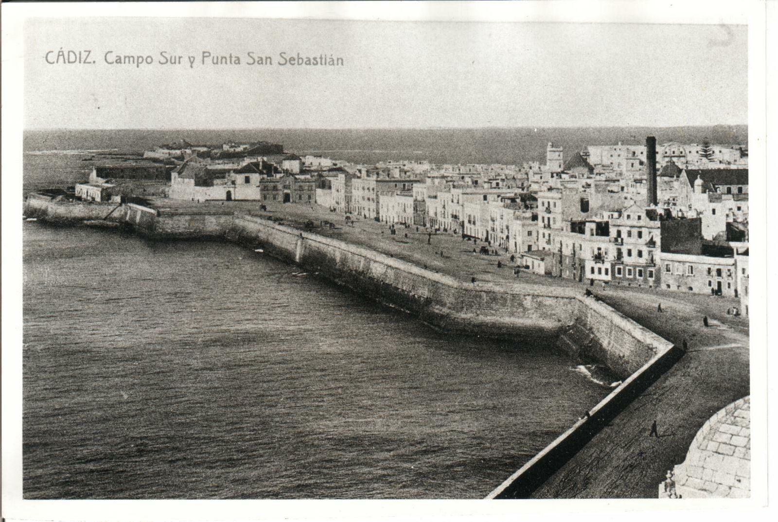 Los datos históricos en las murallas de Cádiz