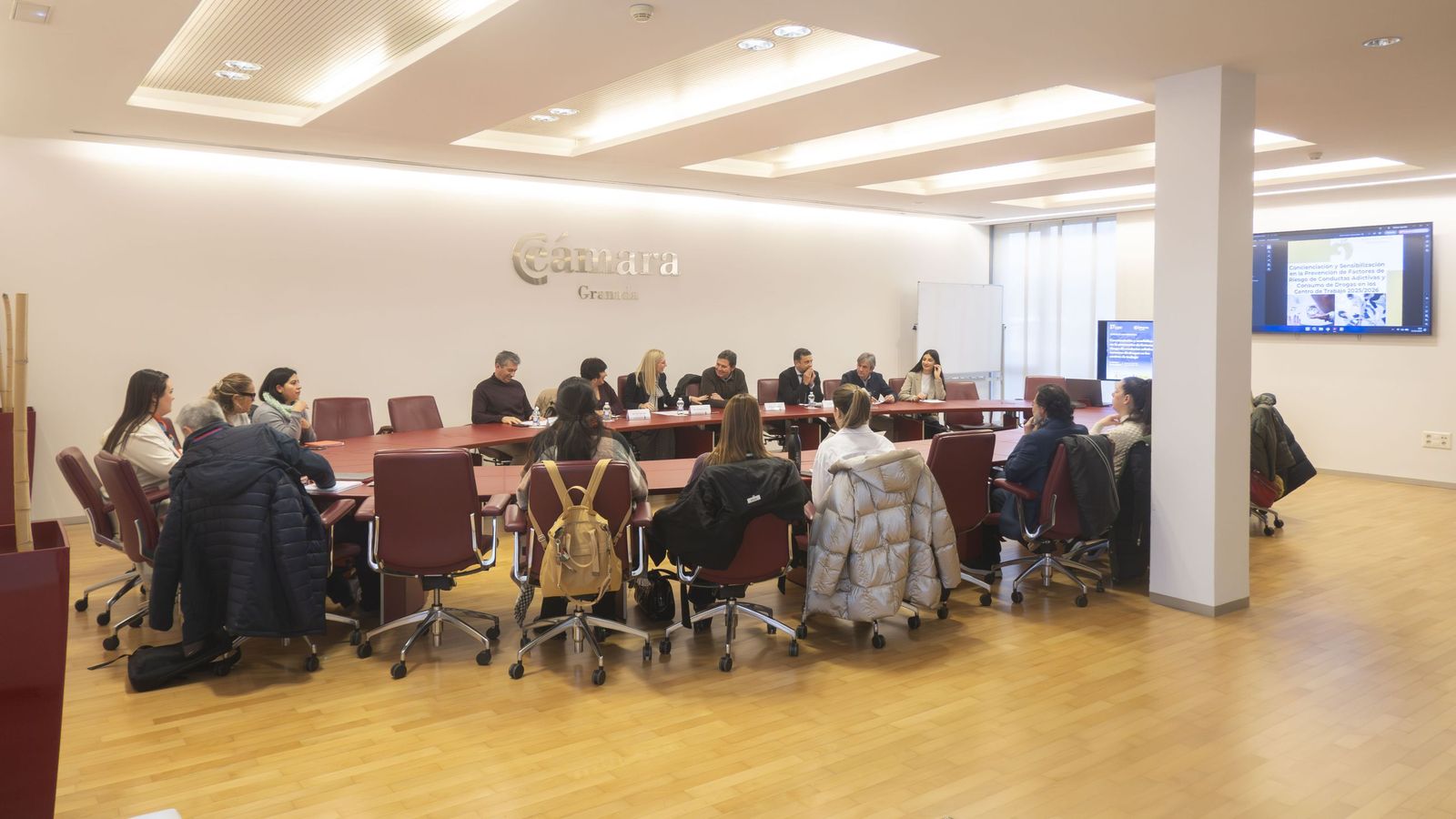 Cámara Granada, CGE, UGT y CCOO han organizado una jornada de sensibilización