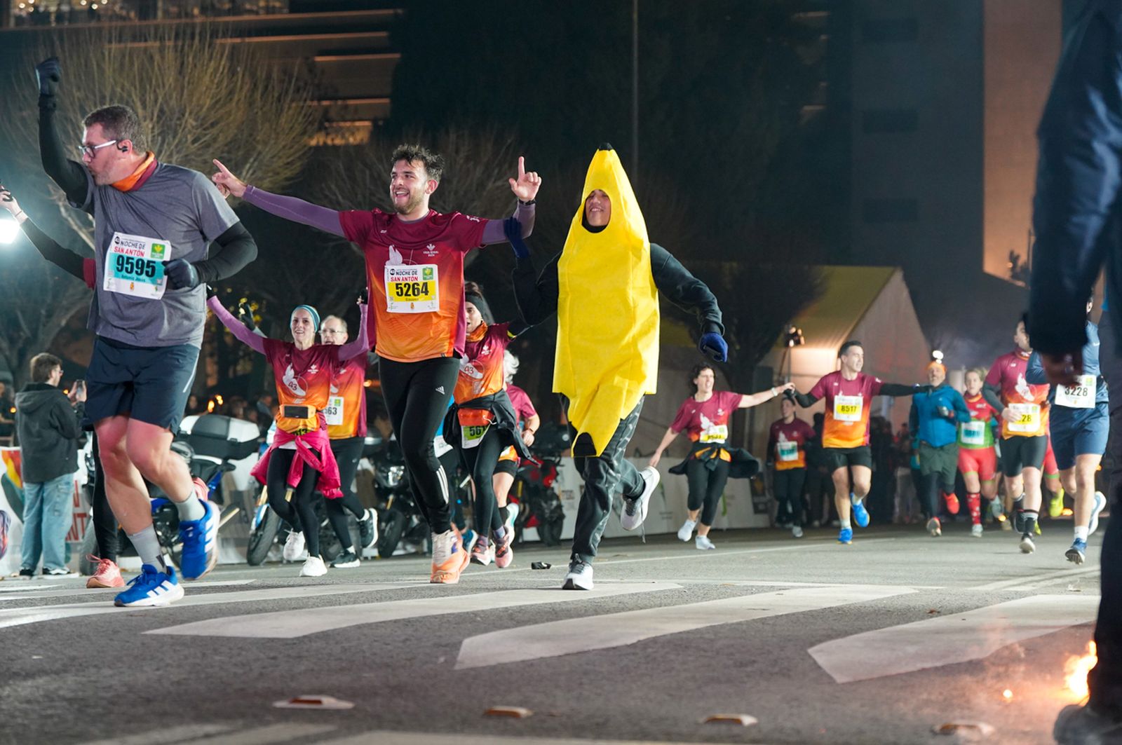 En imágenes: búscate en tu llegada a meta de la Carrera de San Antón 2026 (12)