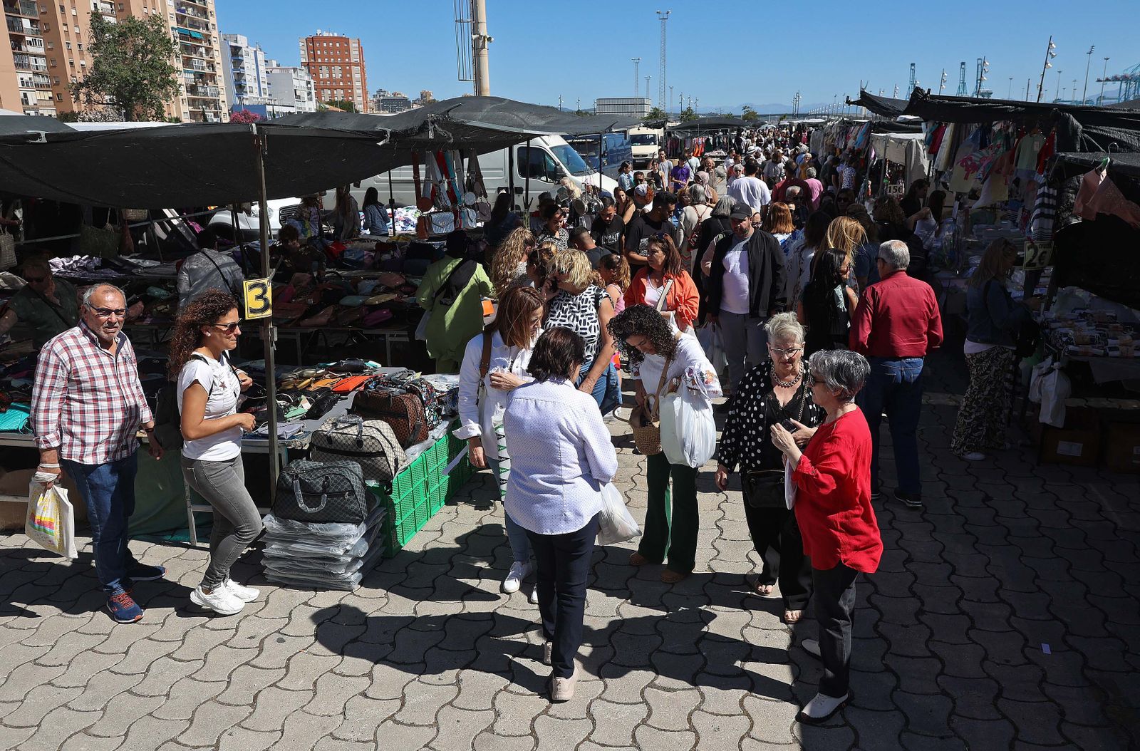 El mercadillo de Algeciras vuelve al Llano Amarillo