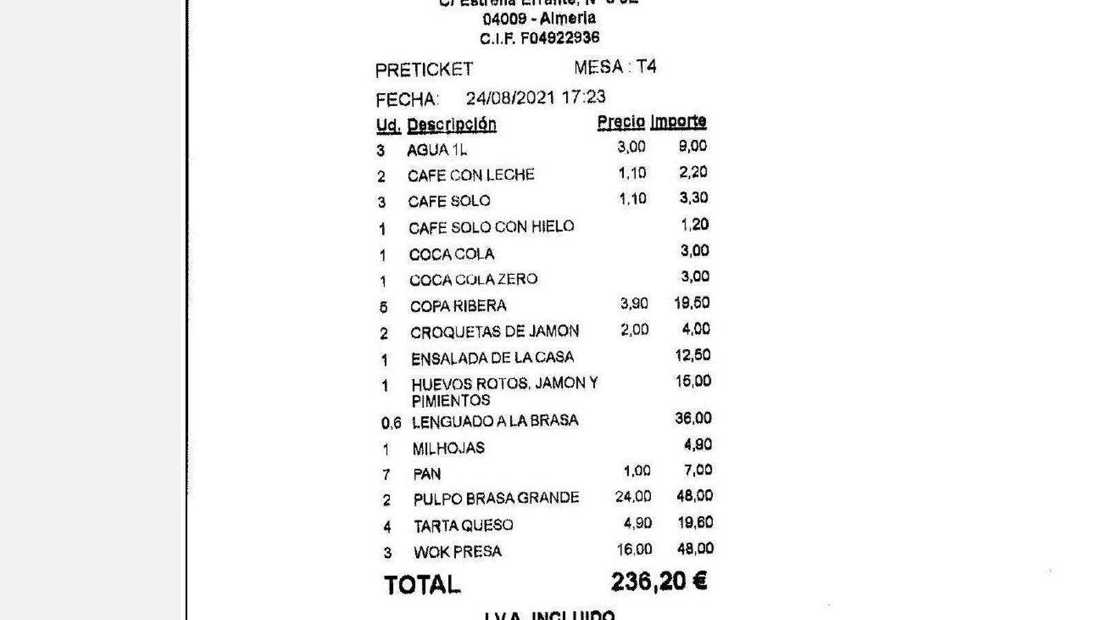 La factura donde figura el cobro de los 7 euros por el pan.