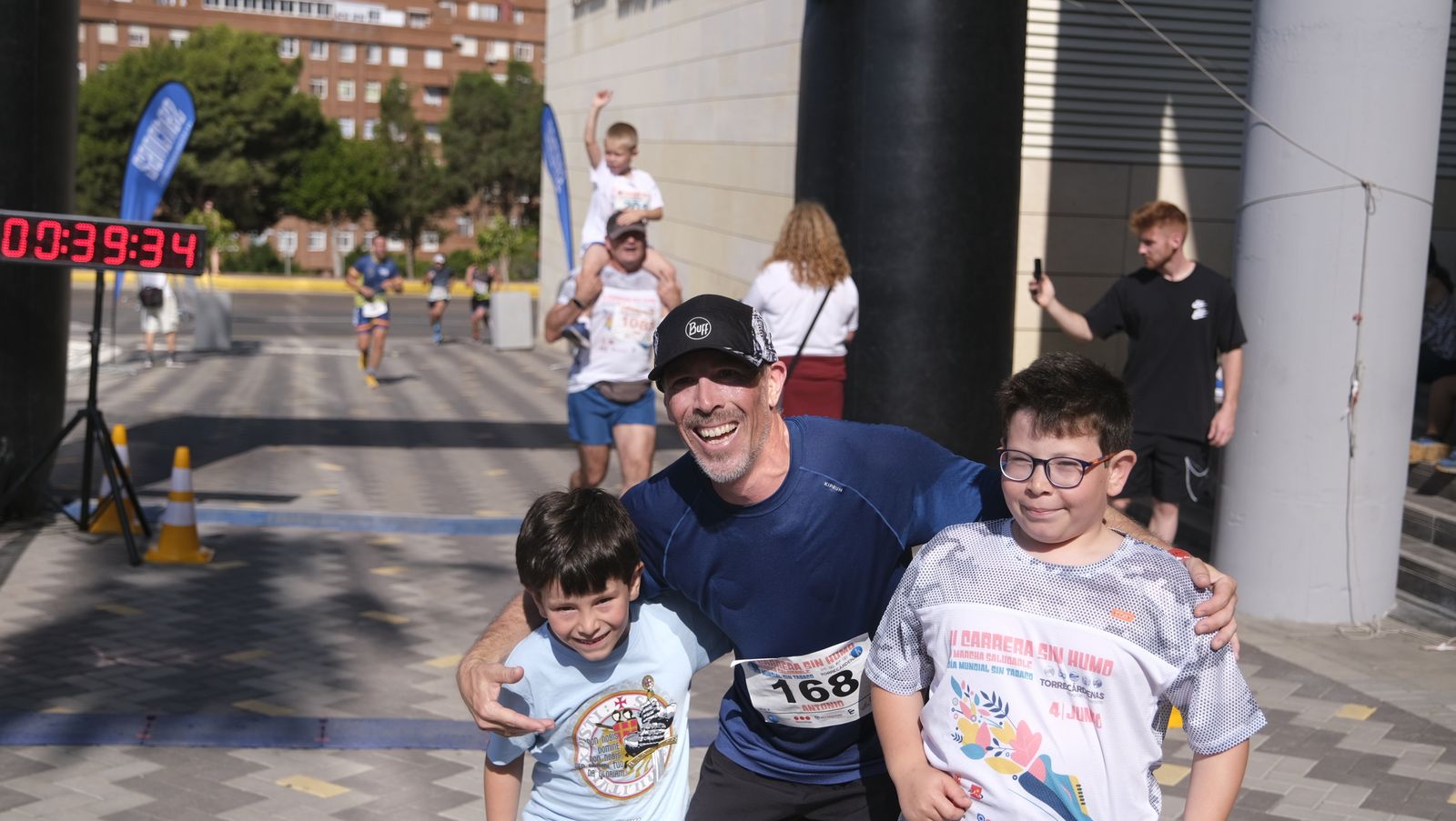 Imágenes de la II Carrera Sin Humo, en Almería