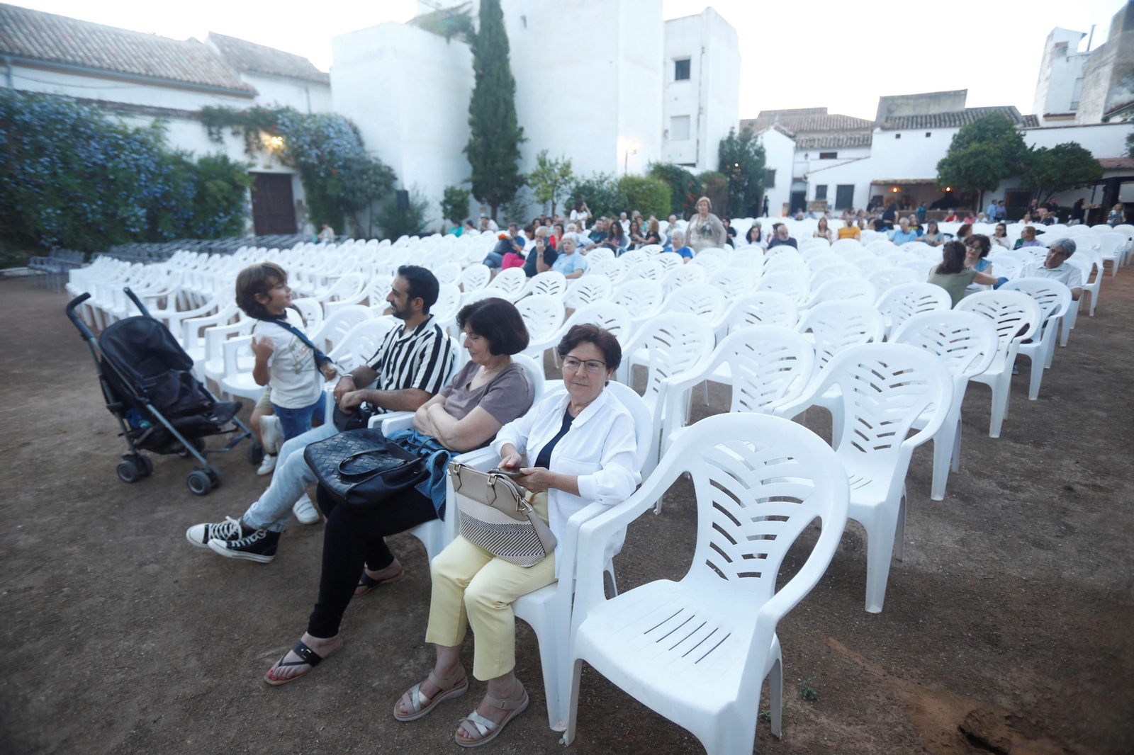 Las imágenes de la reapertura de los cines de verano de Córdoba