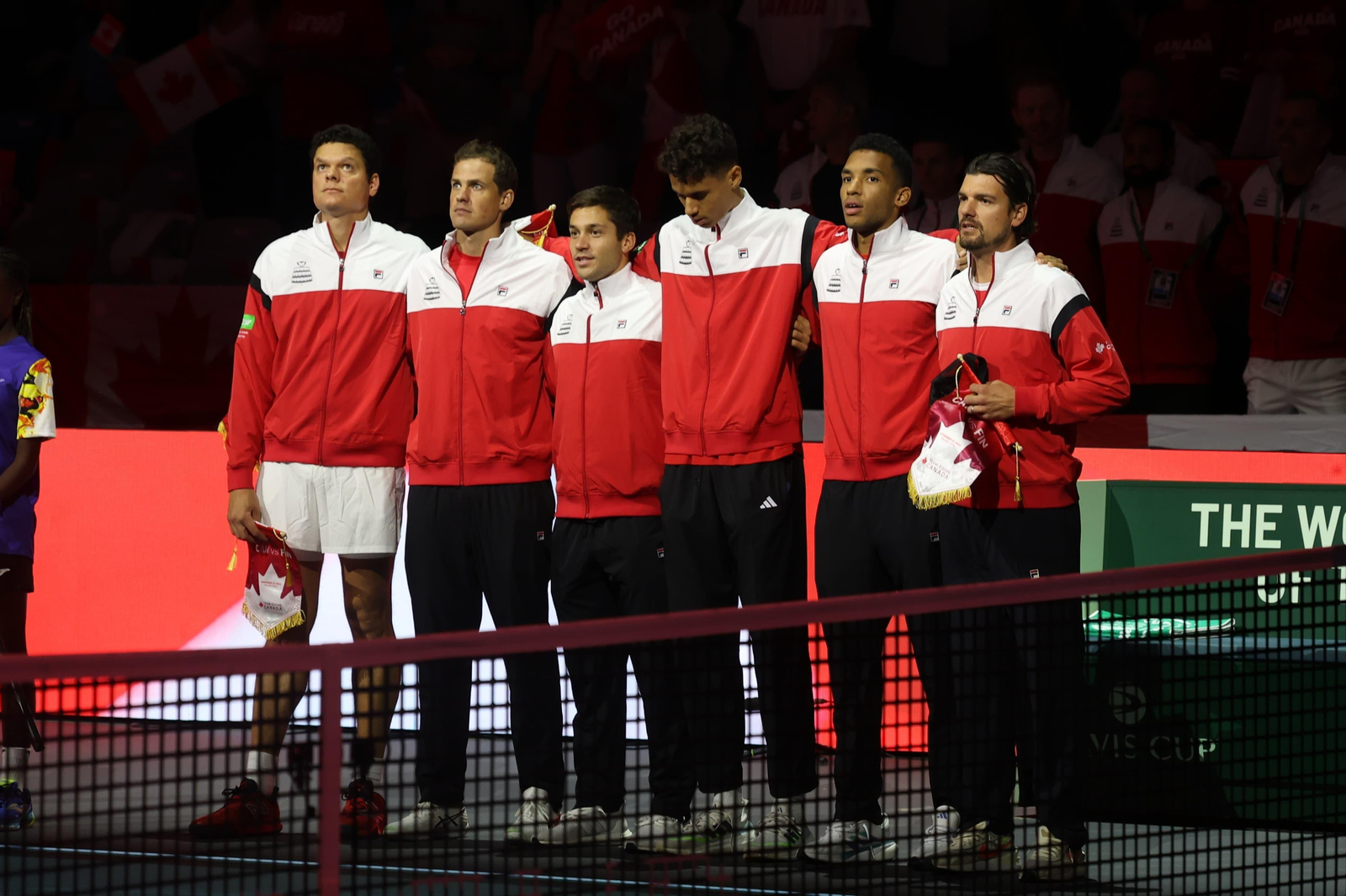 Gran ambiente en el estreno de la Copa Davis en Málaga