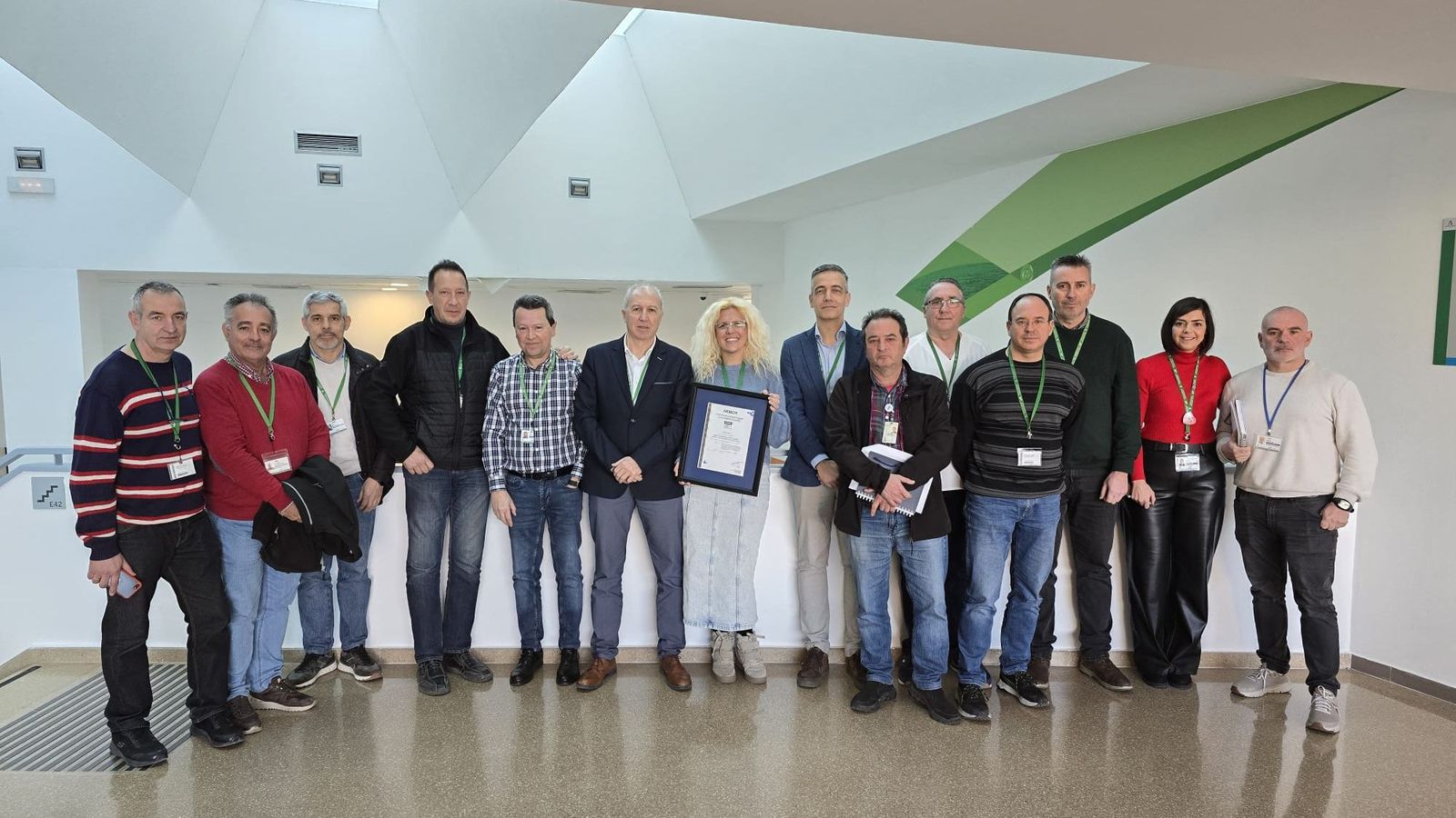 El equipo del Clínico con el sello AENOR