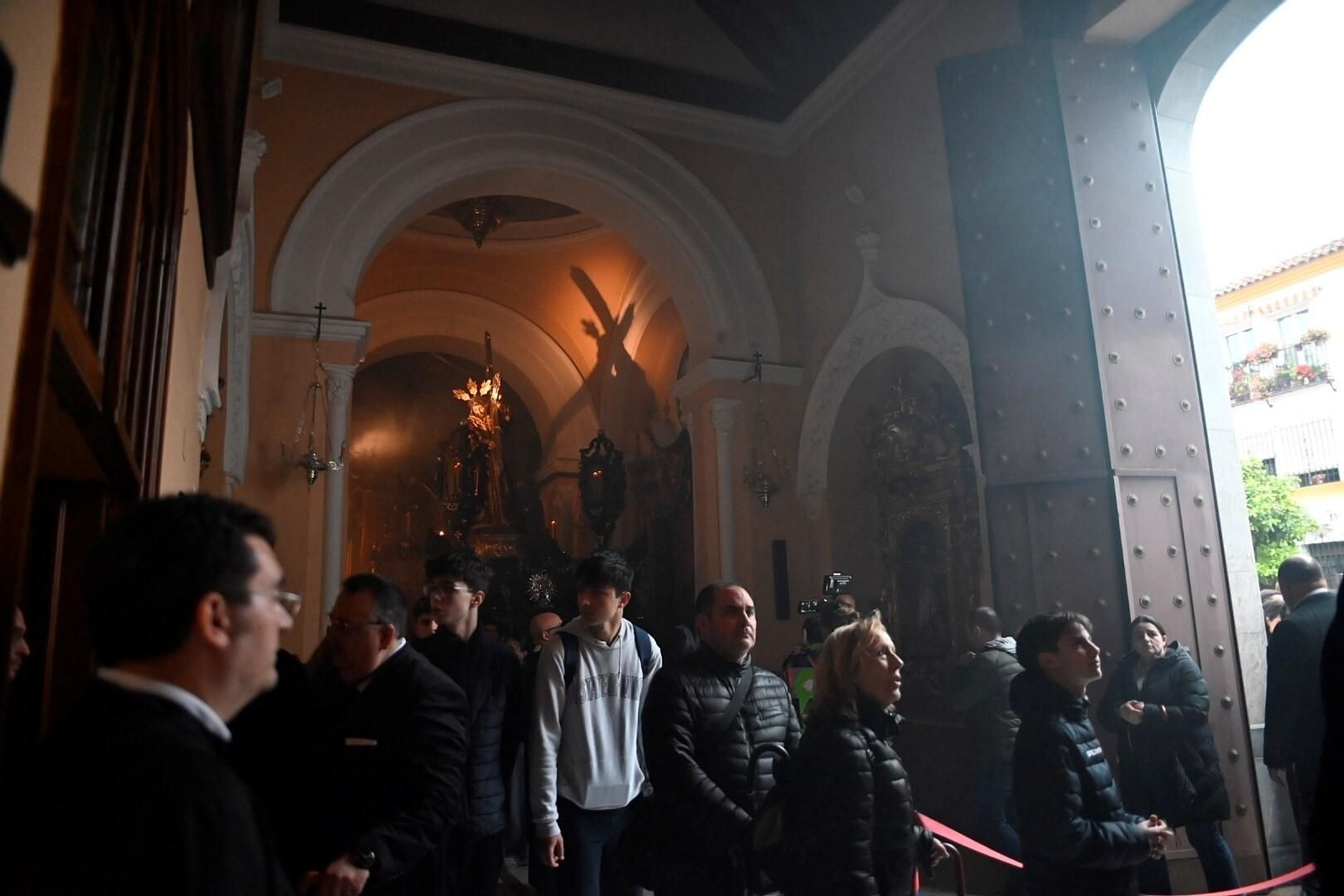 Las mejores imágenes de la hermandad del Nazareno en este Jueves Santo de Córdoba