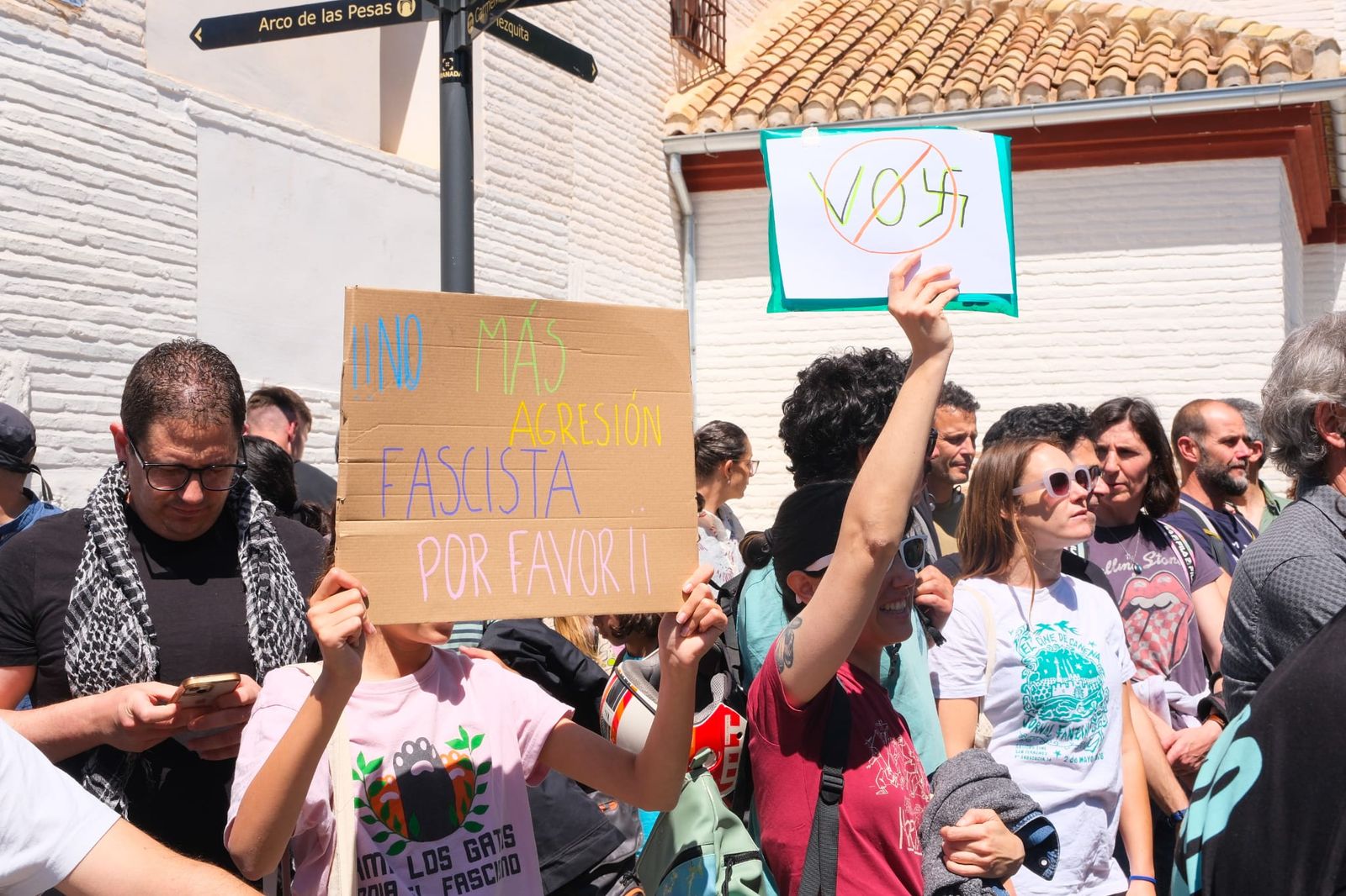 Indignación en Granada: las imágenes de la protesta tras la paliza ...