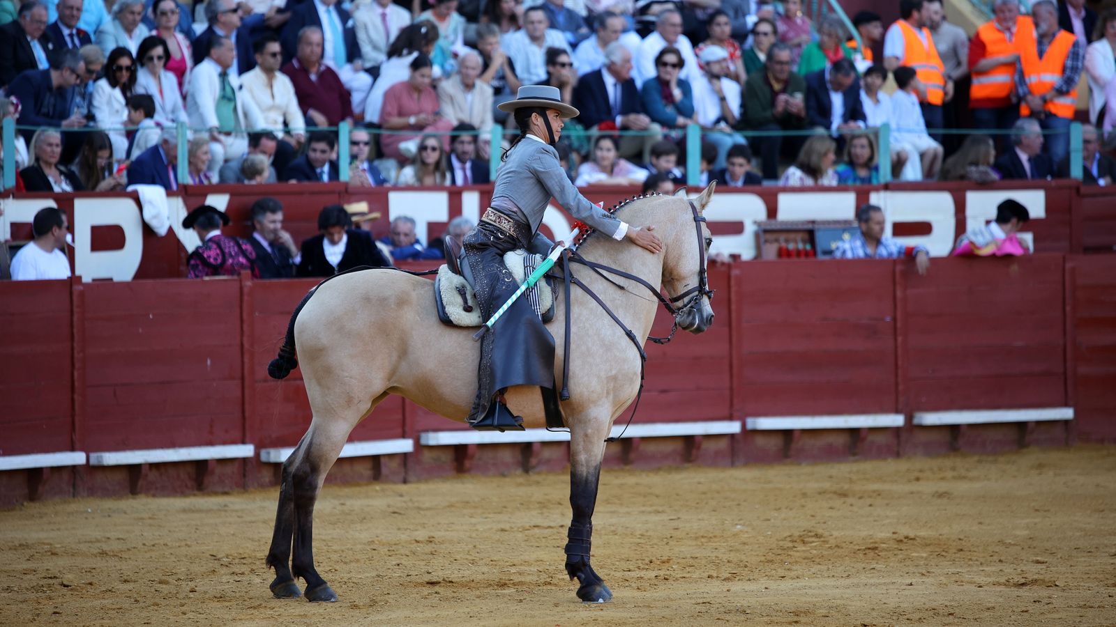 Andy Cartagena, Diego Ventura y Lea Vicens en la corrida de rejones de la Feria de Jerez 2024